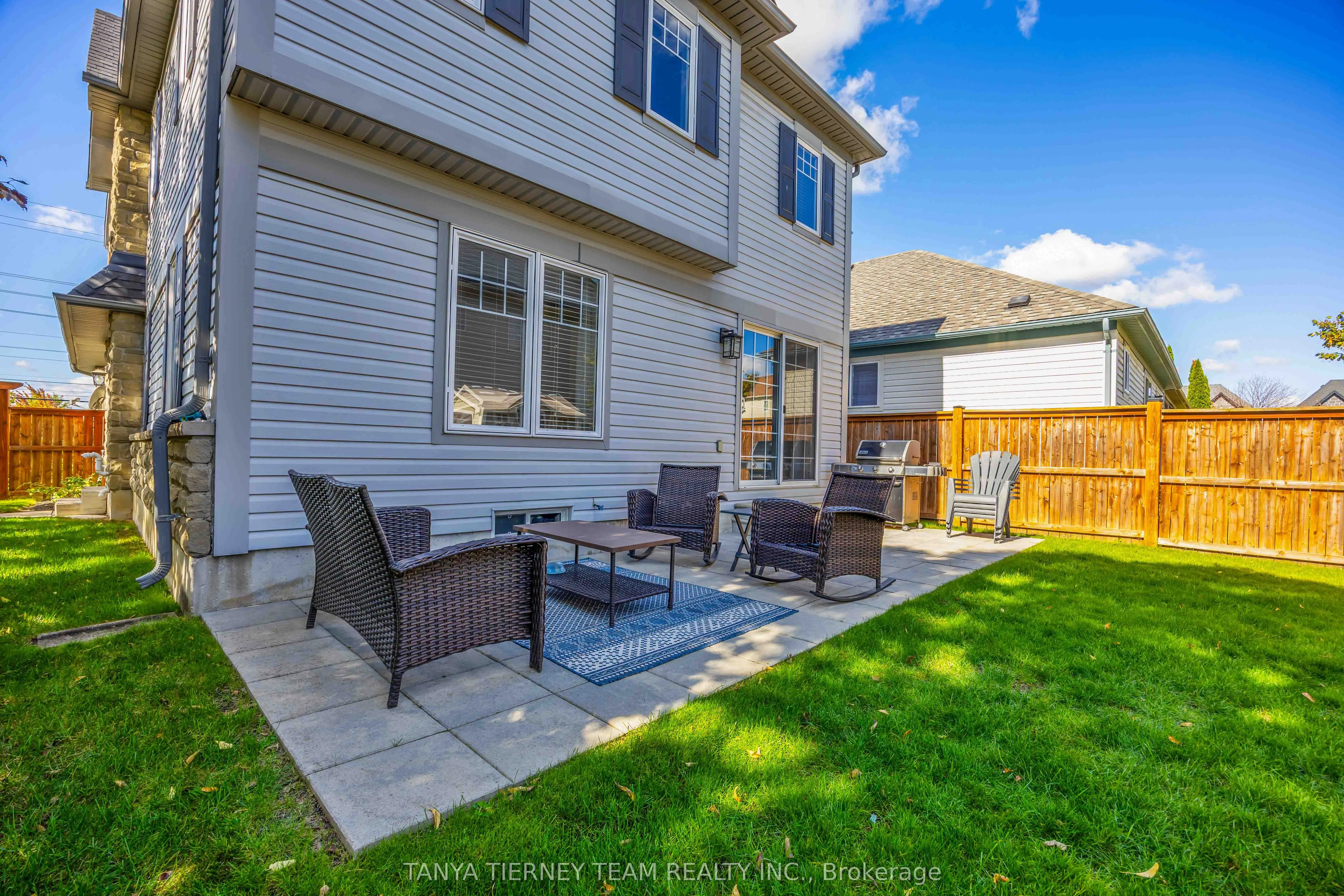 30 Claridge Crescent