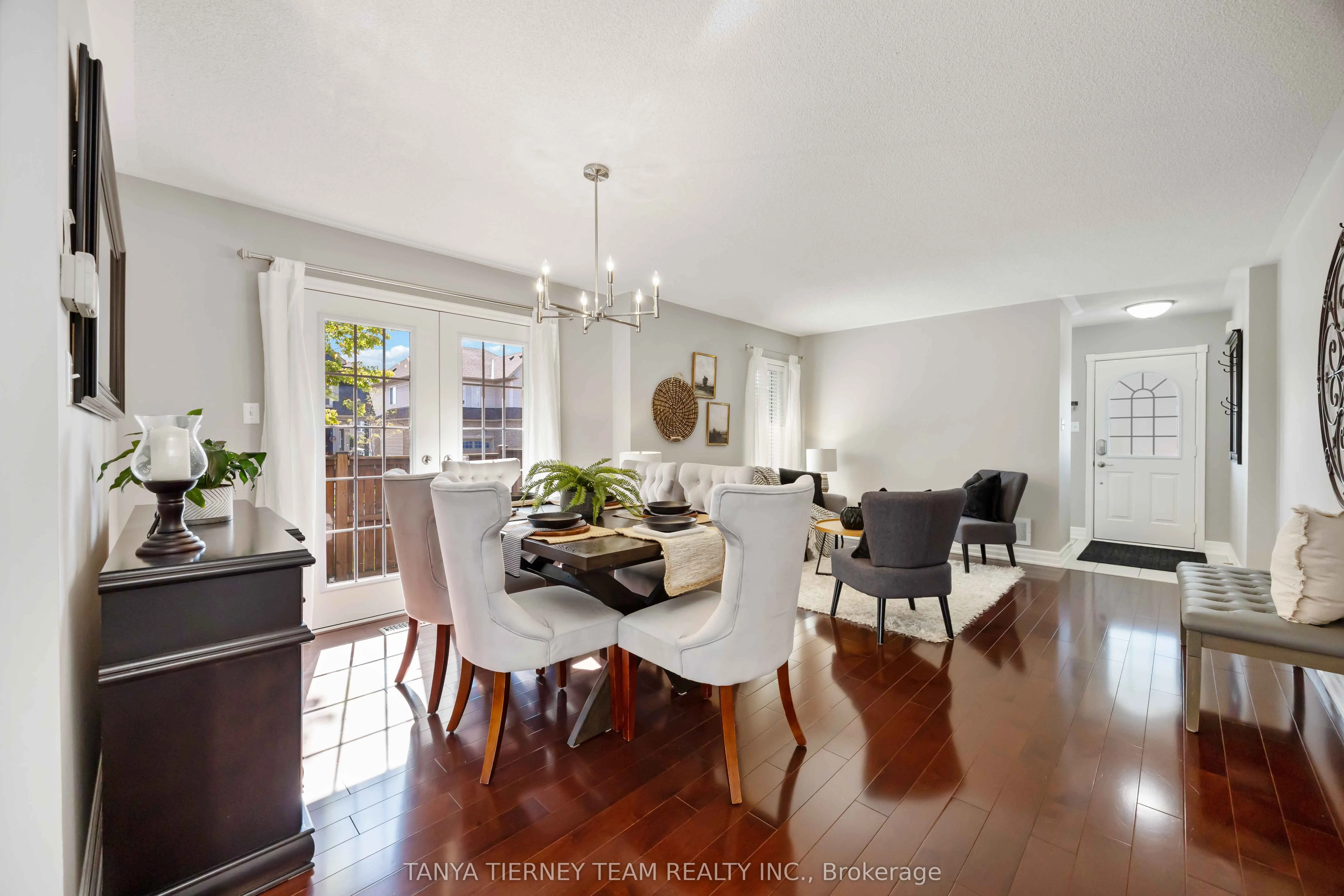 30 Claridge Crescent