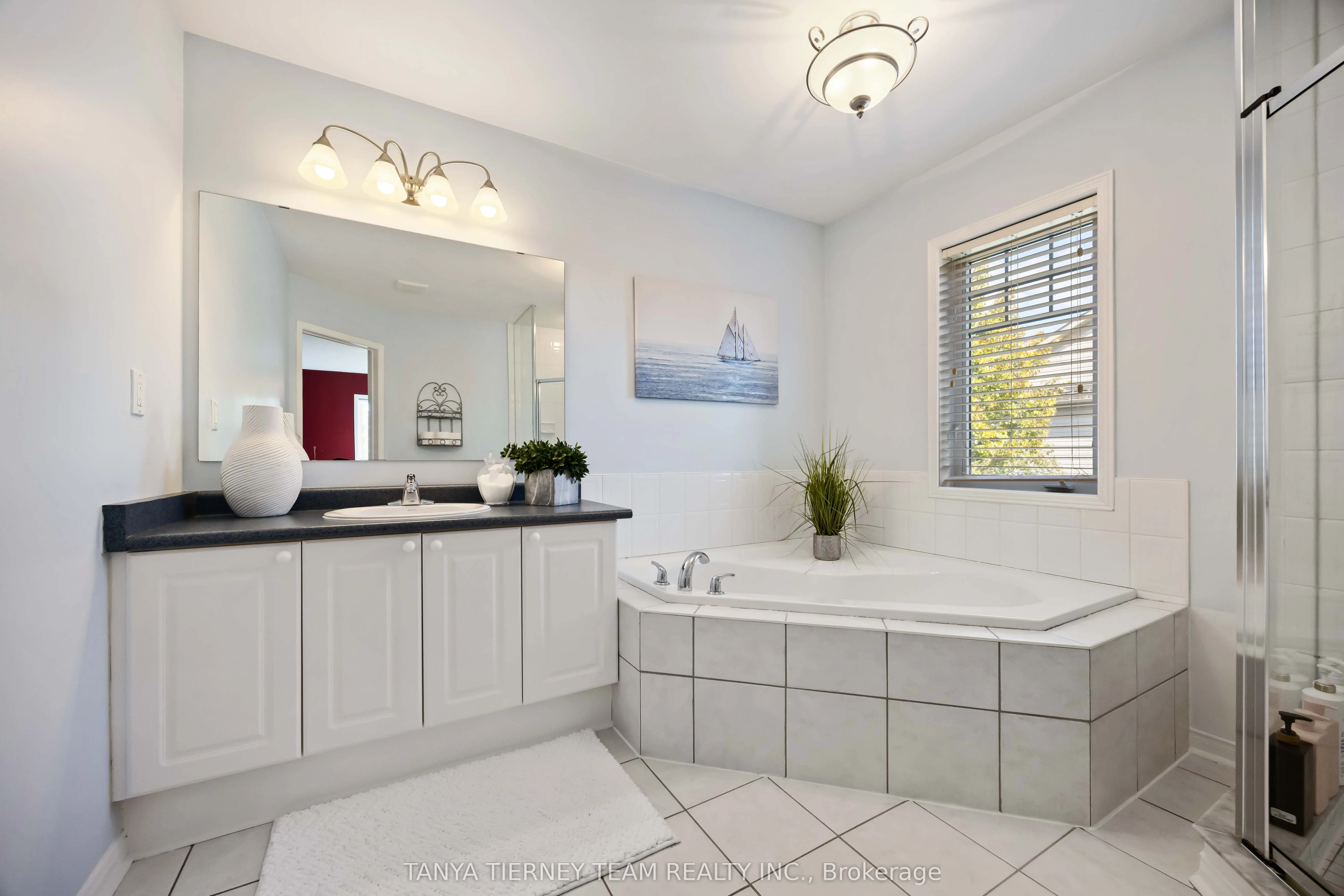 30 Claridge Crescent