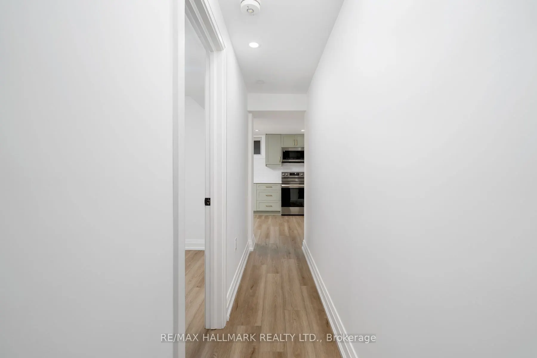 3 Thyra Avenue