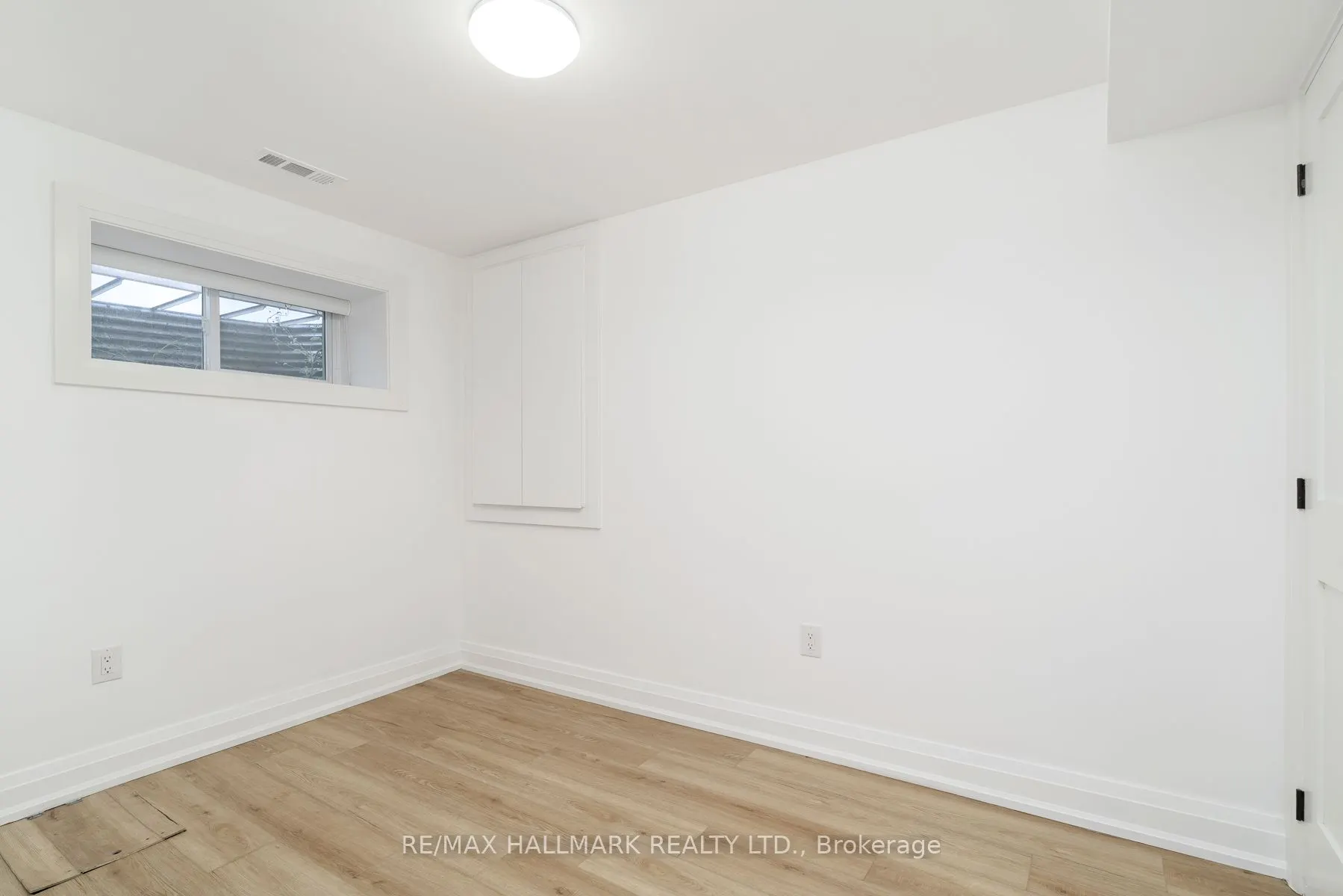 3 Thyra Avenue