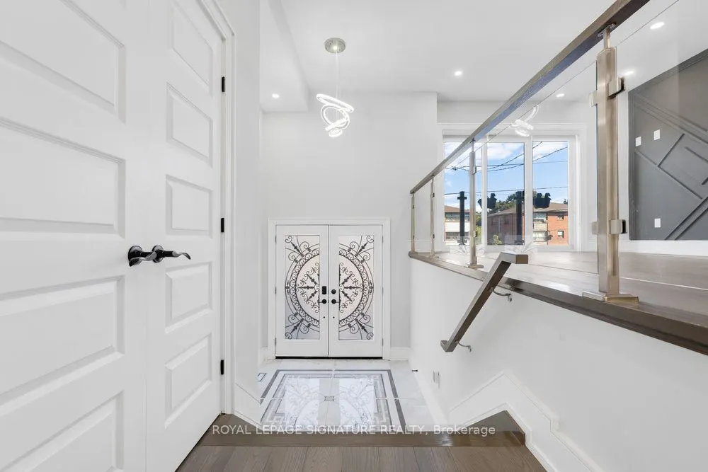 444 Pharmacy Avenue