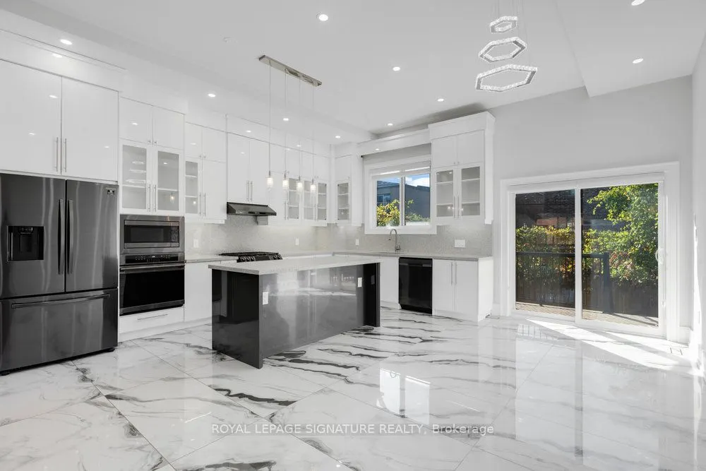 444 Pharmacy Avenue