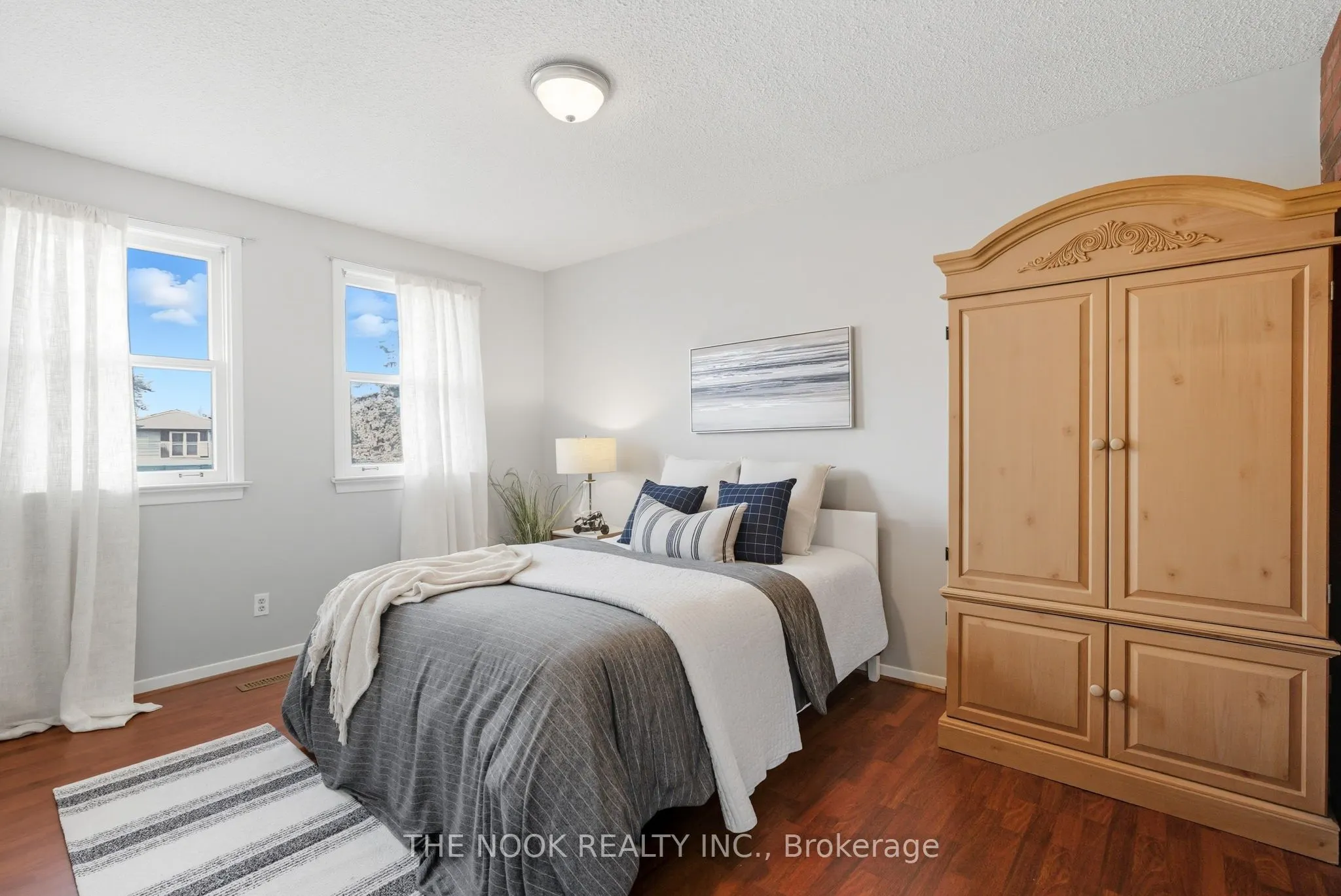 52 Rosalynne Avenue