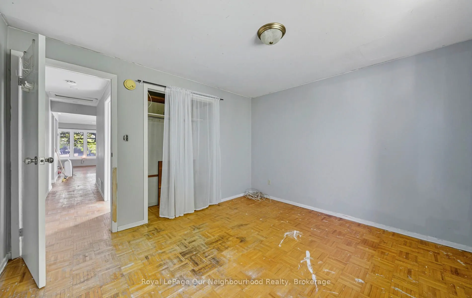 26 Slater Crescent