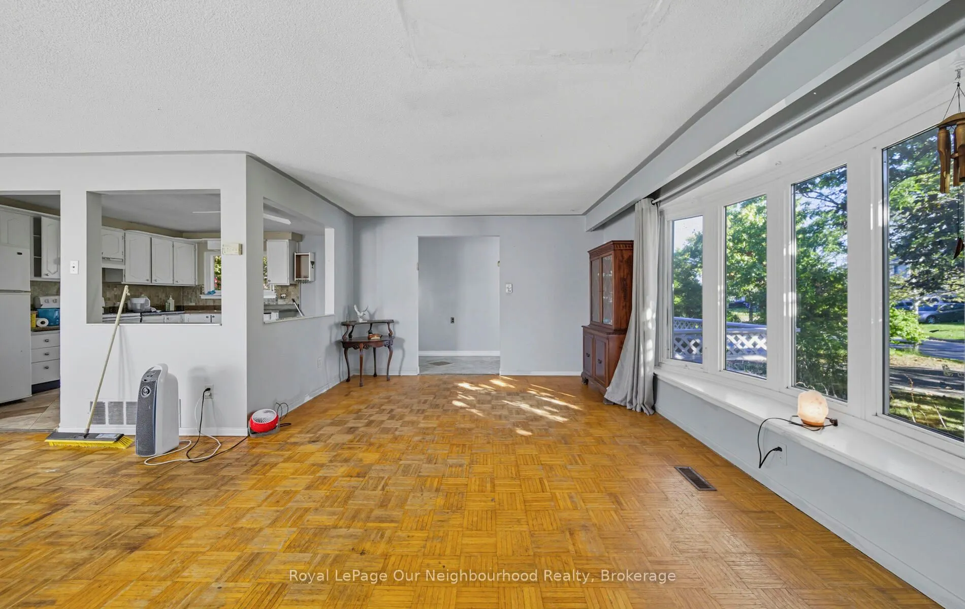 26 Slater Crescent