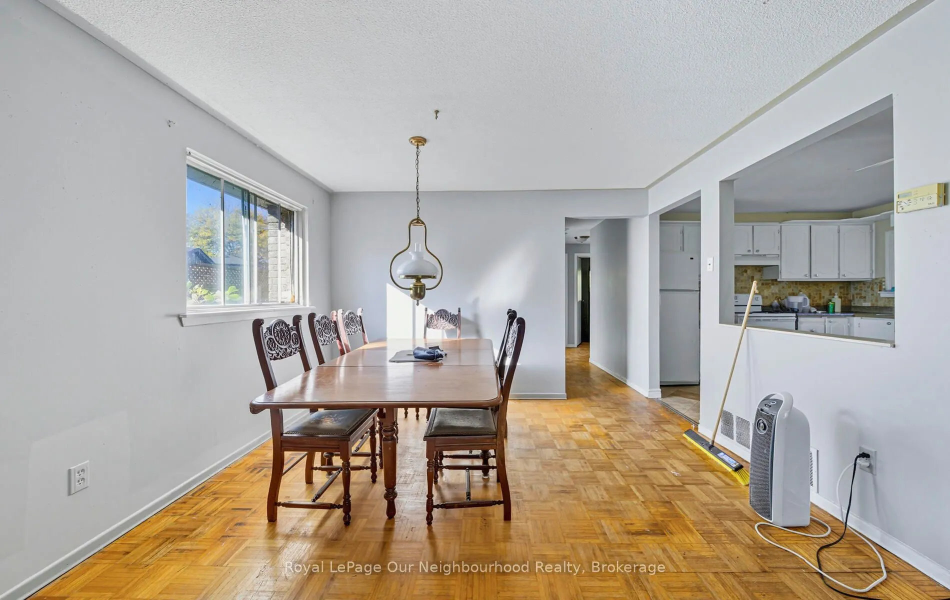 26 Slater Crescent