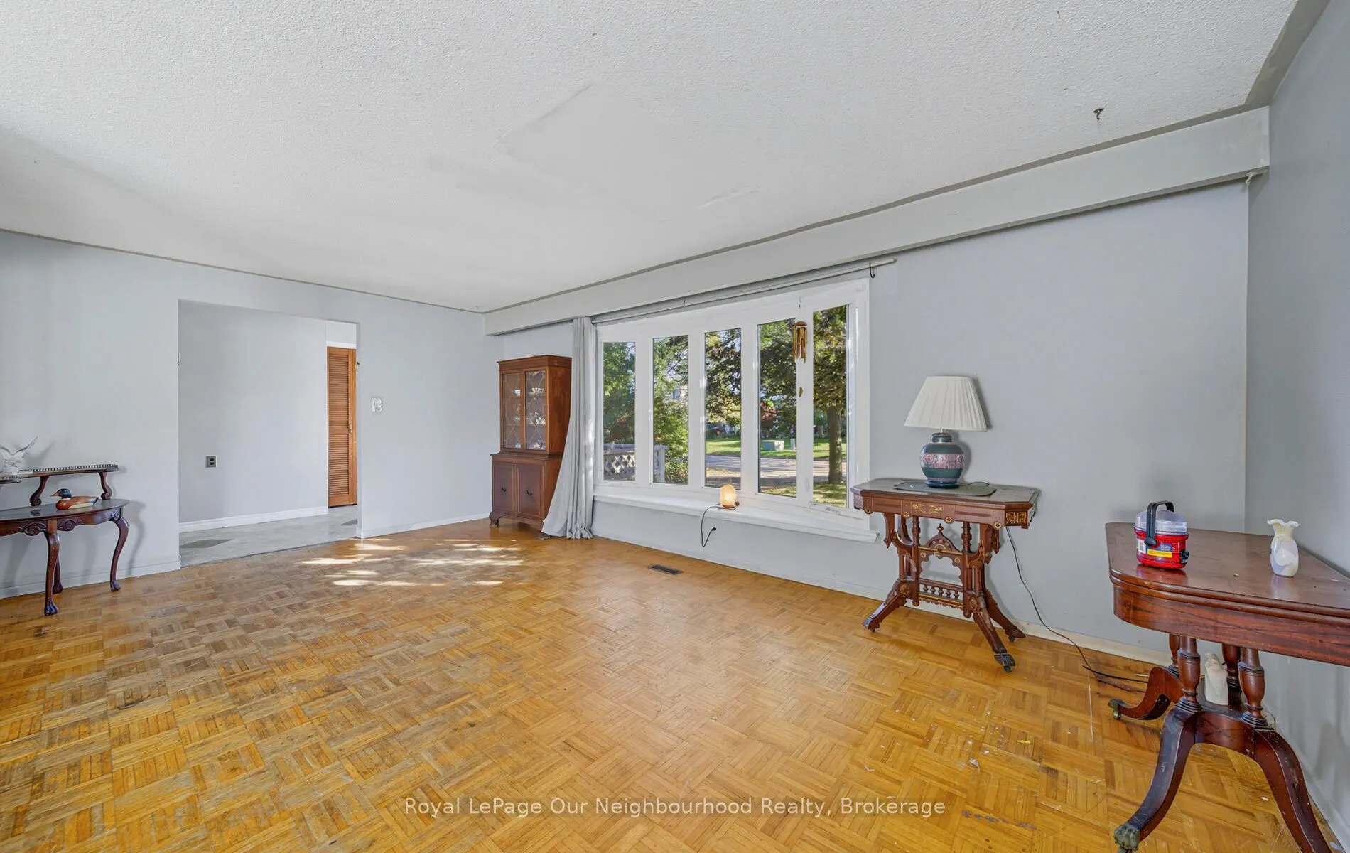 26 Slater Crescent