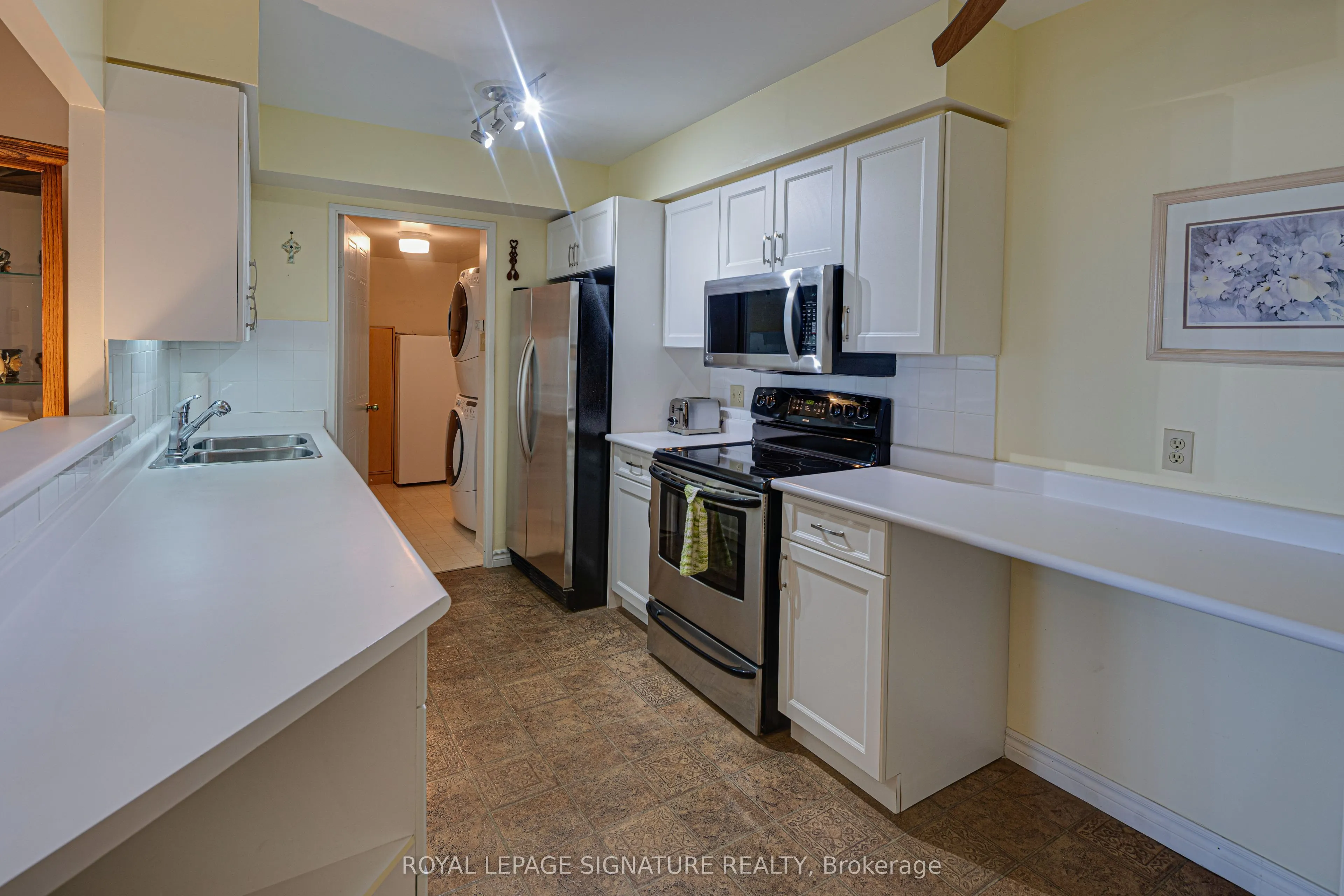 1880 Valley Farm Road, #1419