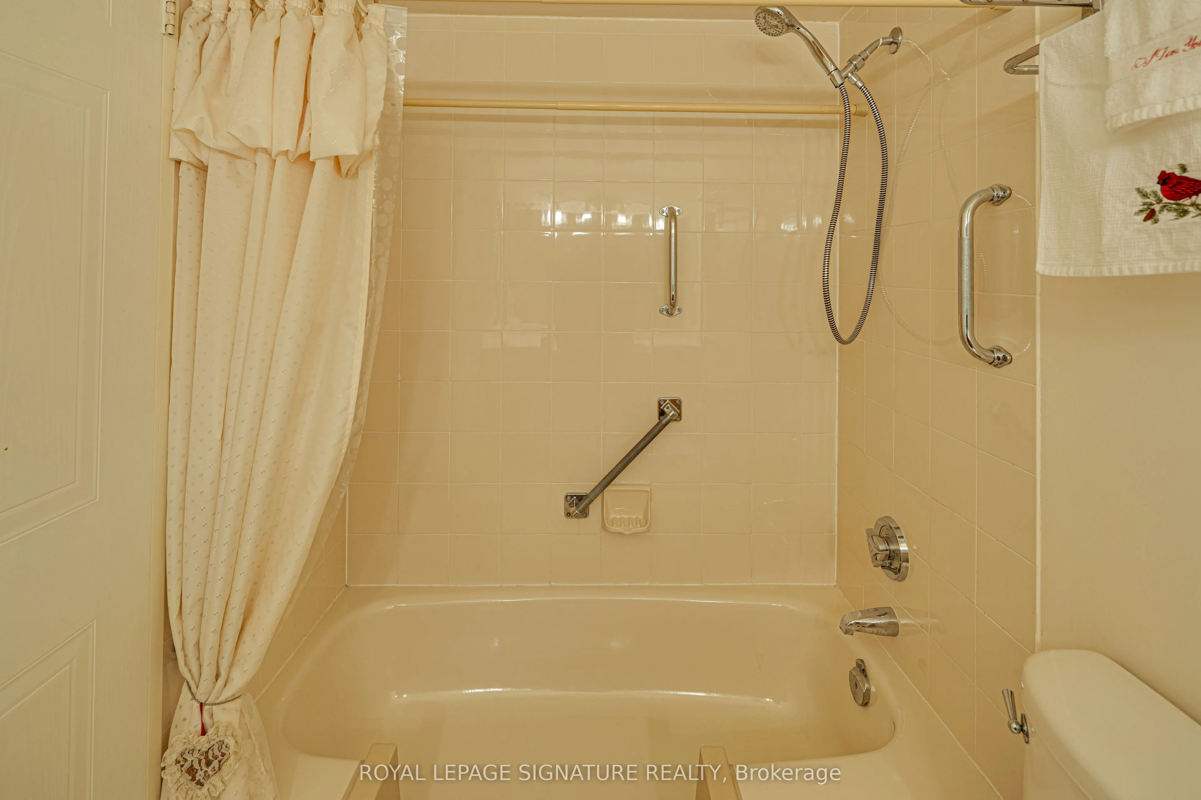 1880 Valley Farm Road, #1419