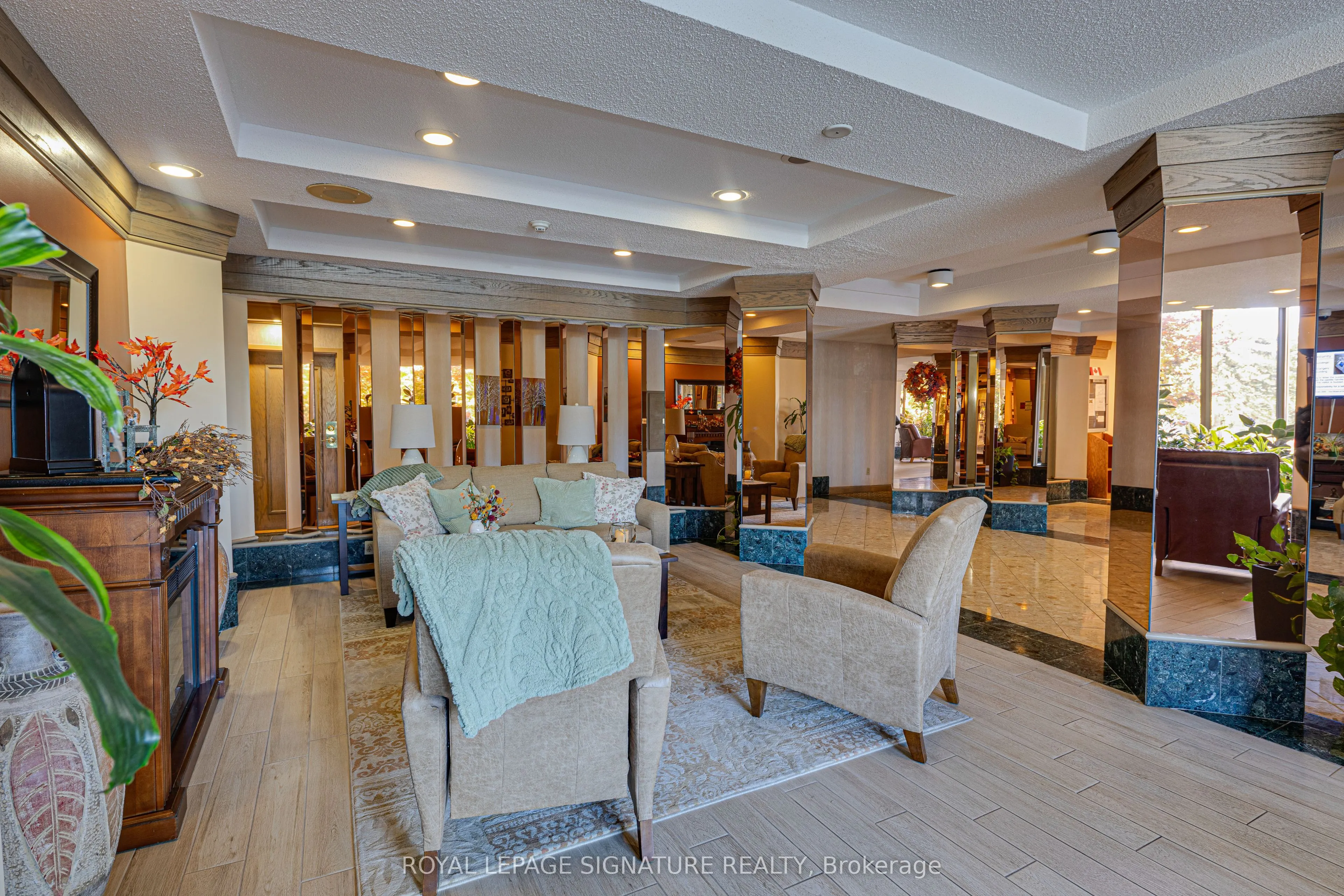 1880 Valley Farm Road, #1419