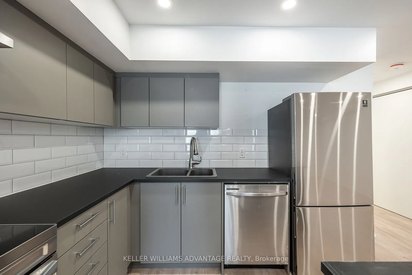 40 Sarah Ashbridge Avenue, #Lower