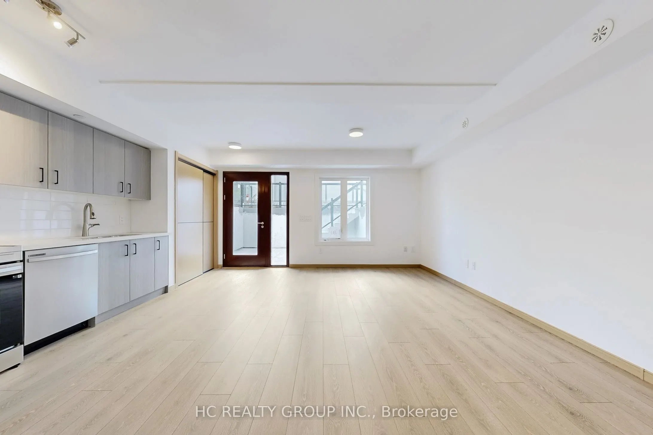 3425 Sheppard Avenue E, #C3-101