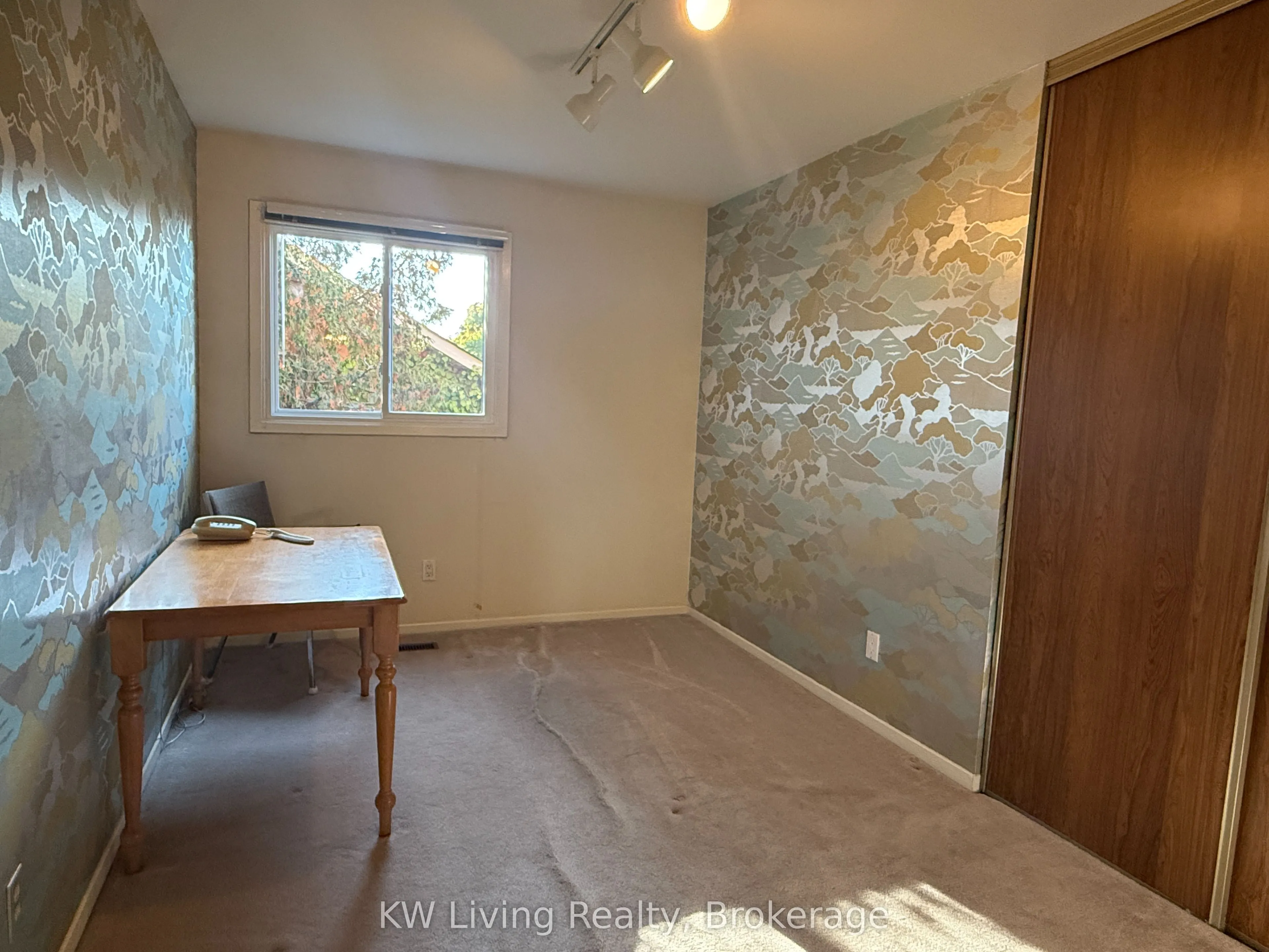 142 Alexmuir Boulevard