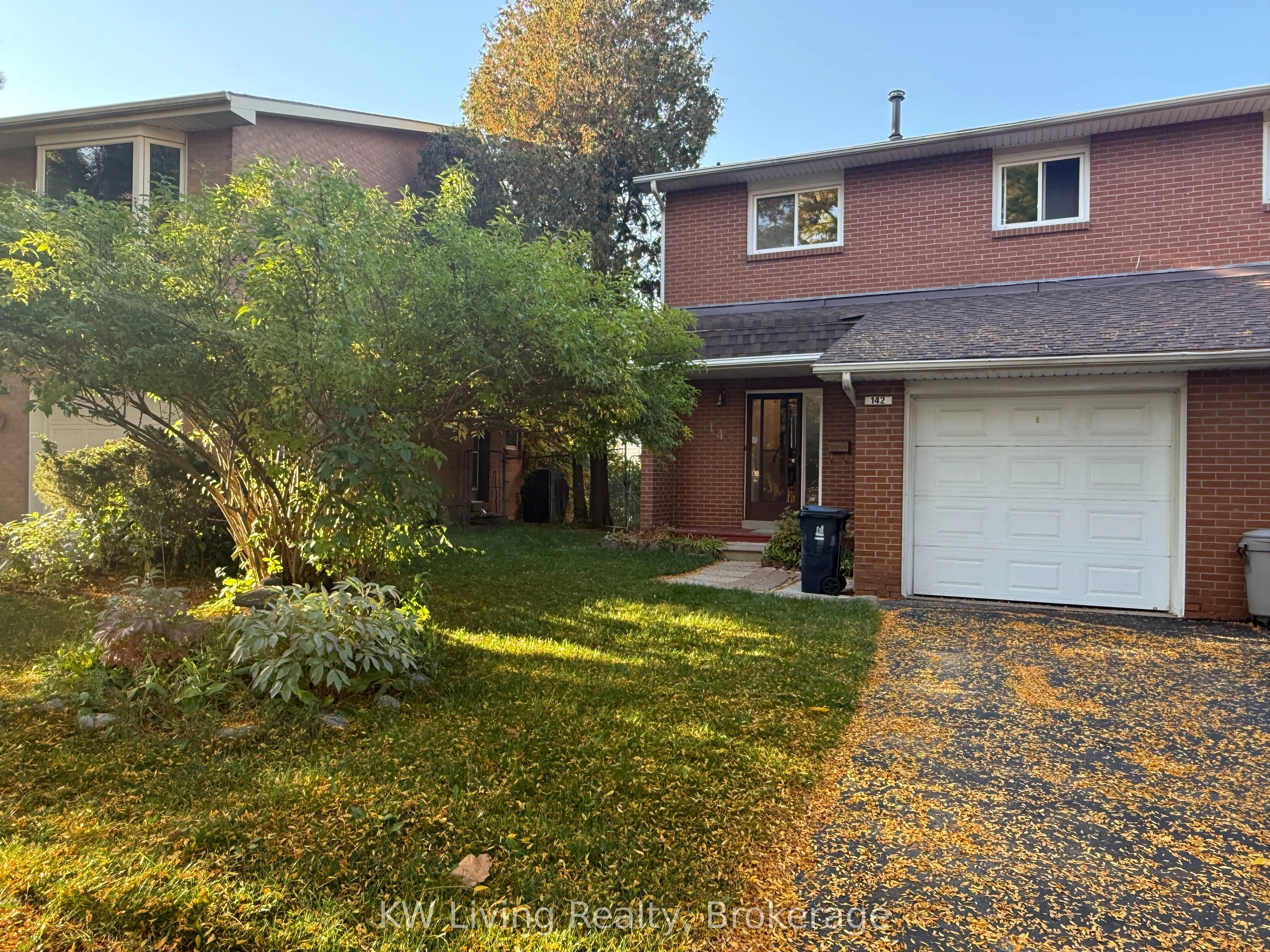 142 Alexmuir Boulevard