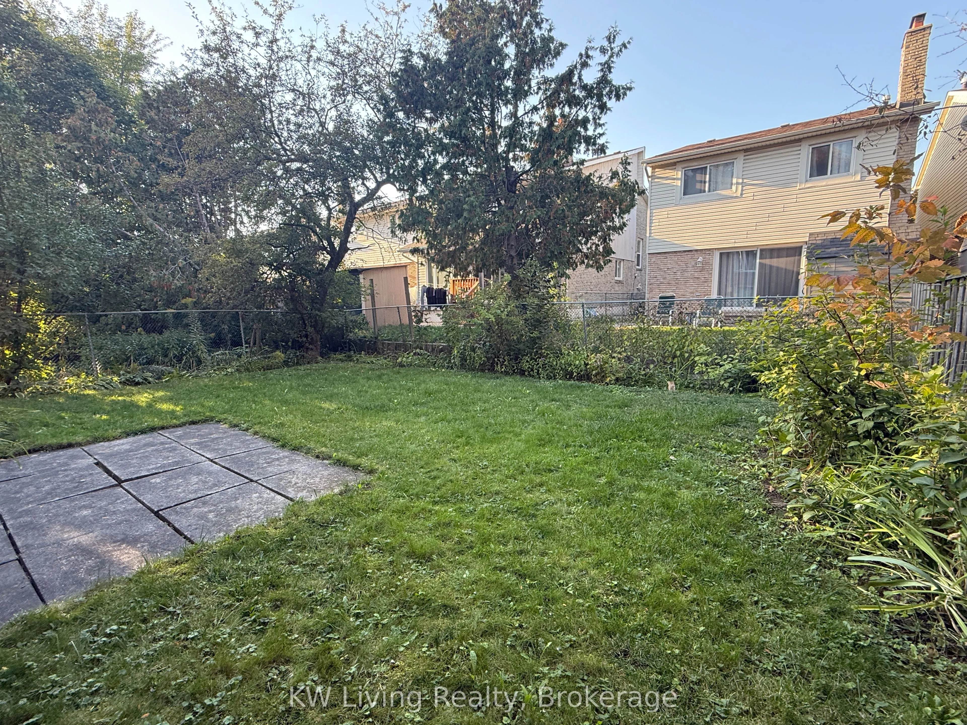 142 Alexmuir Boulevard