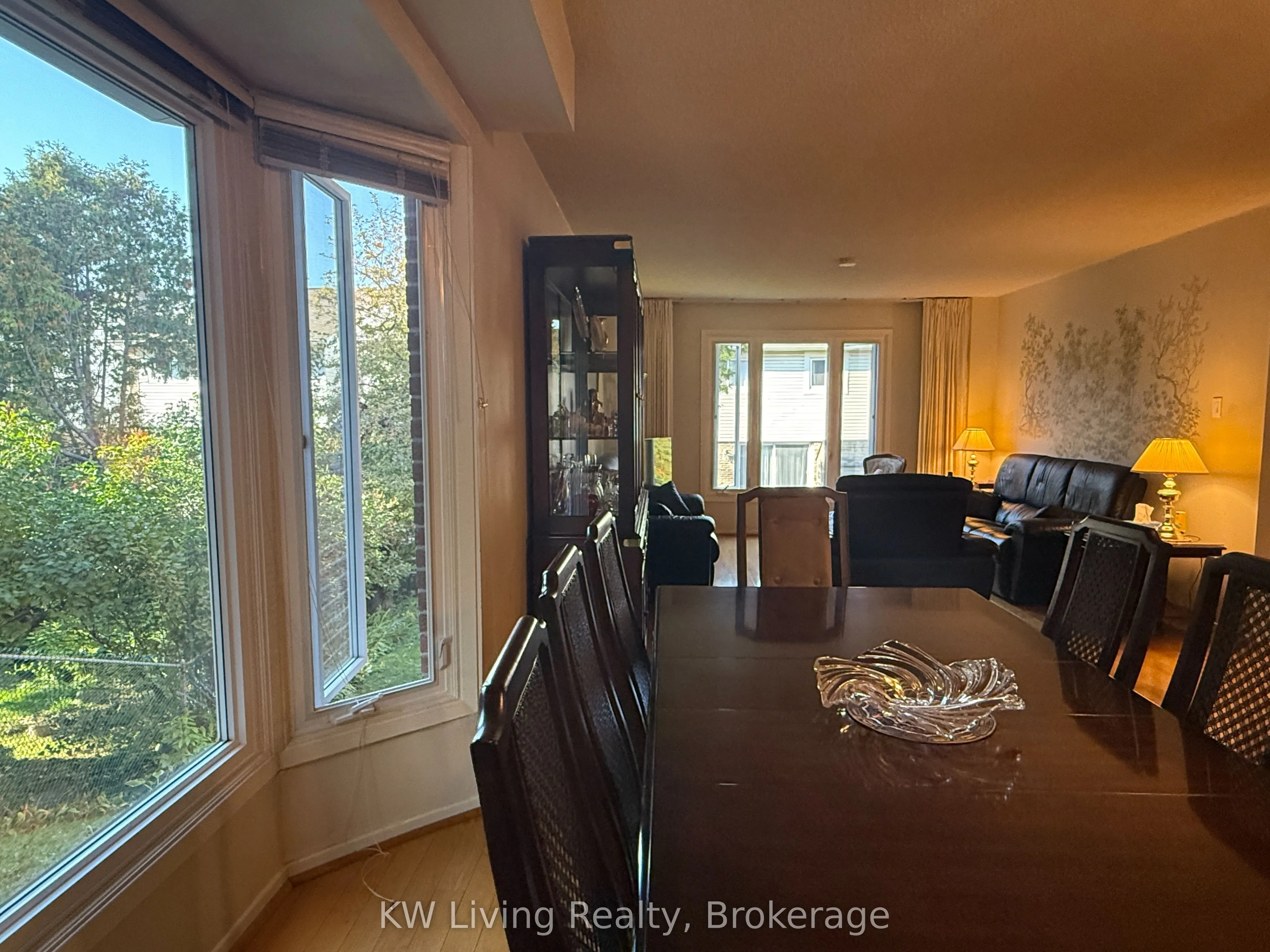 142 Alexmuir Boulevard