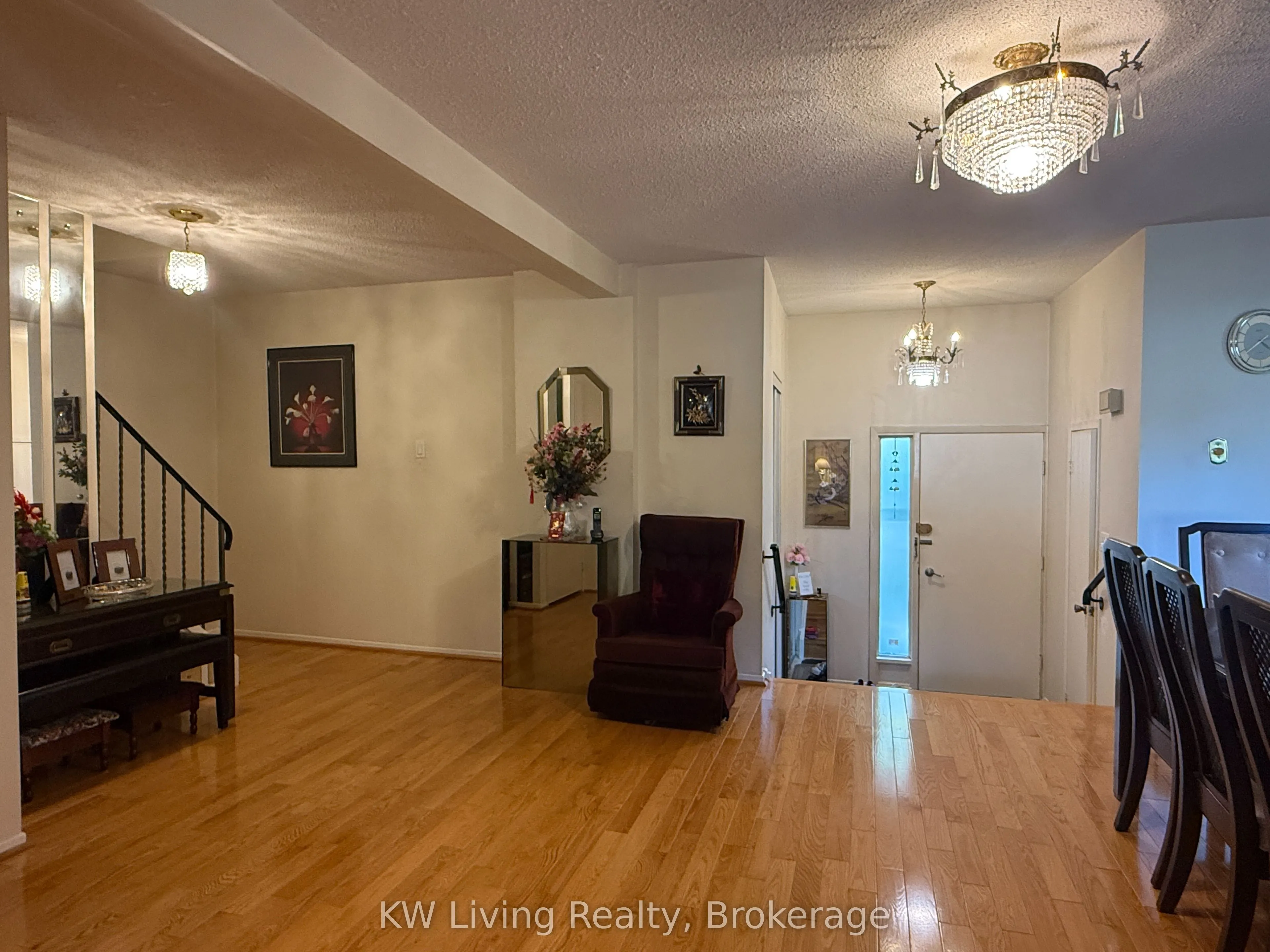 142 Alexmuir Boulevard