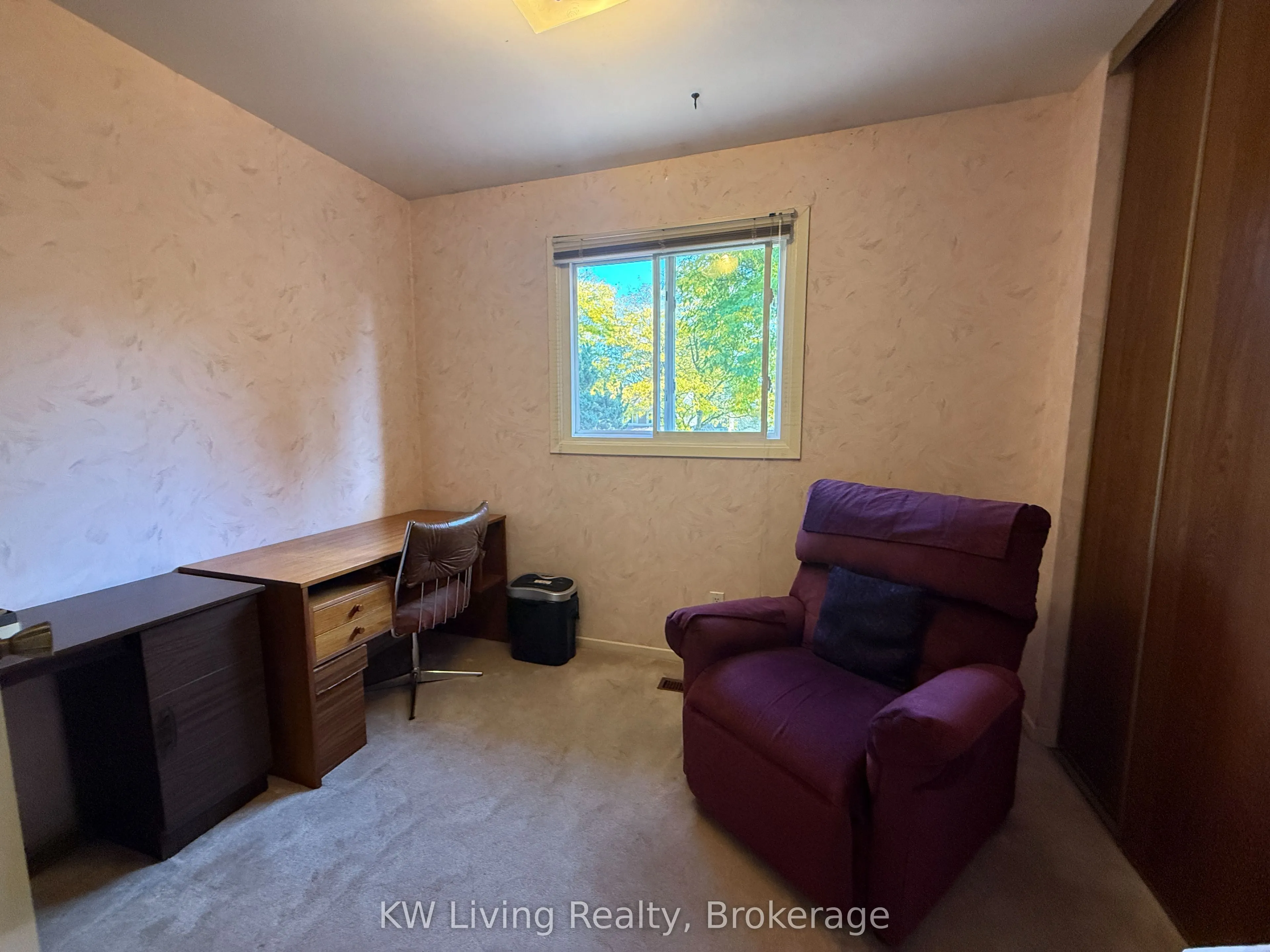 142 Alexmuir Boulevard