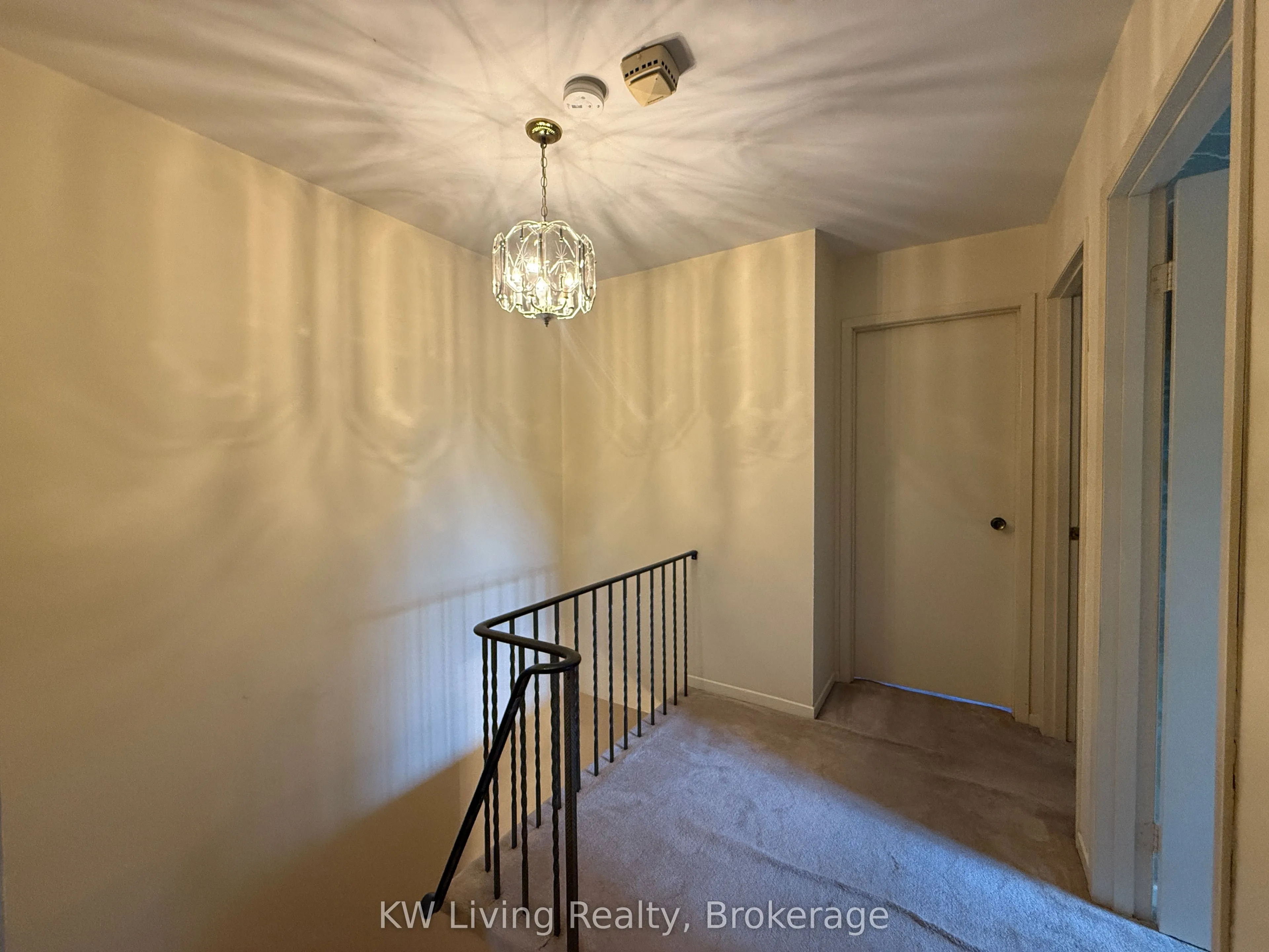 142 Alexmuir Boulevard