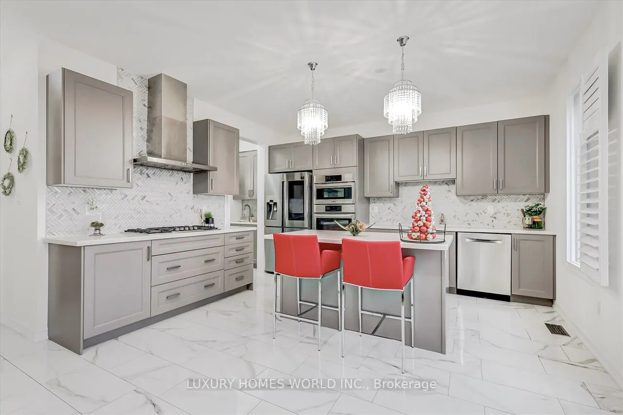 16 Capstan Court