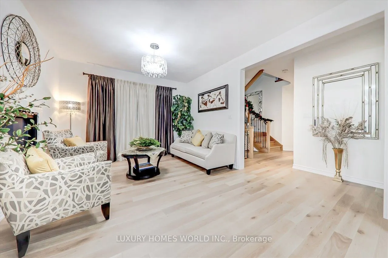 16 Capstan Court