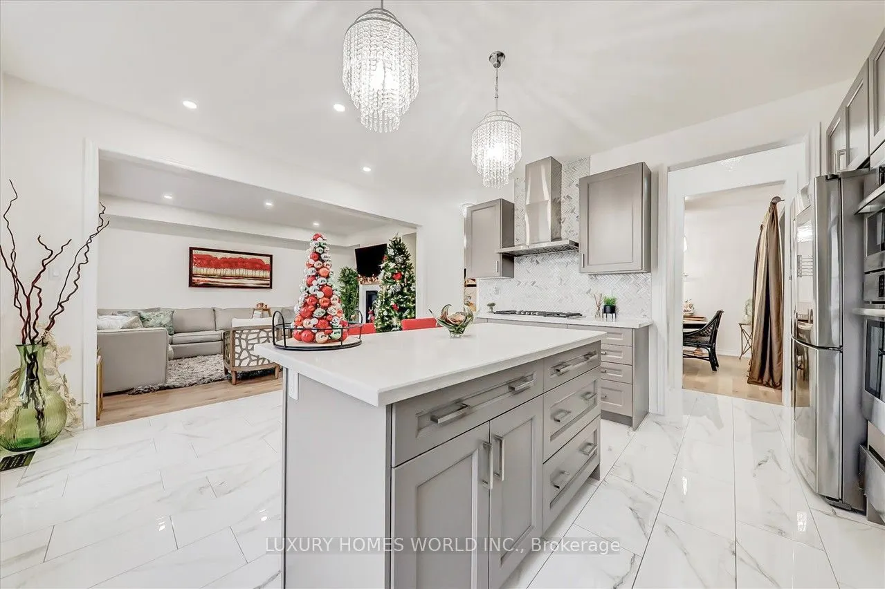 16 Capstan Court