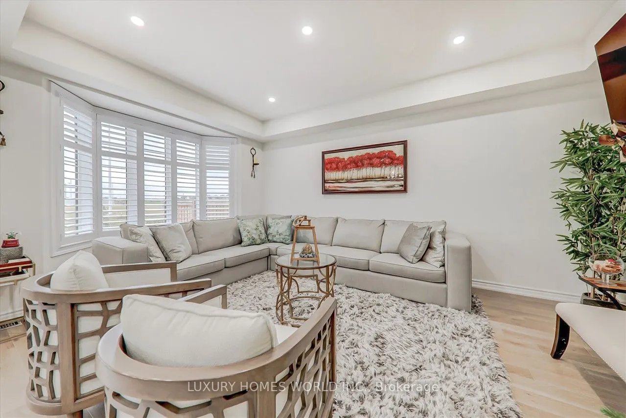 16 Capstan Court