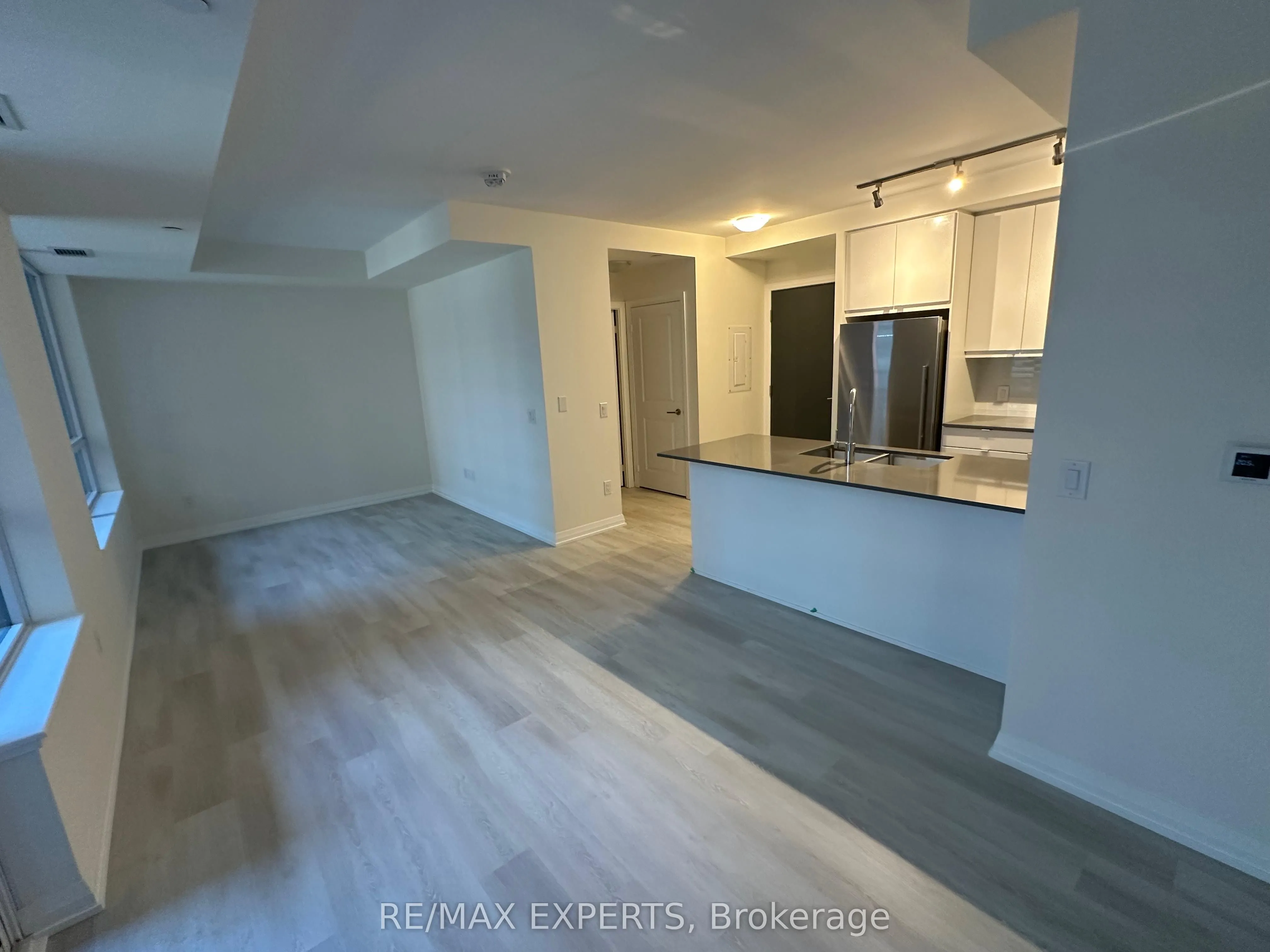 3260 Sheppard Avenue E, #308