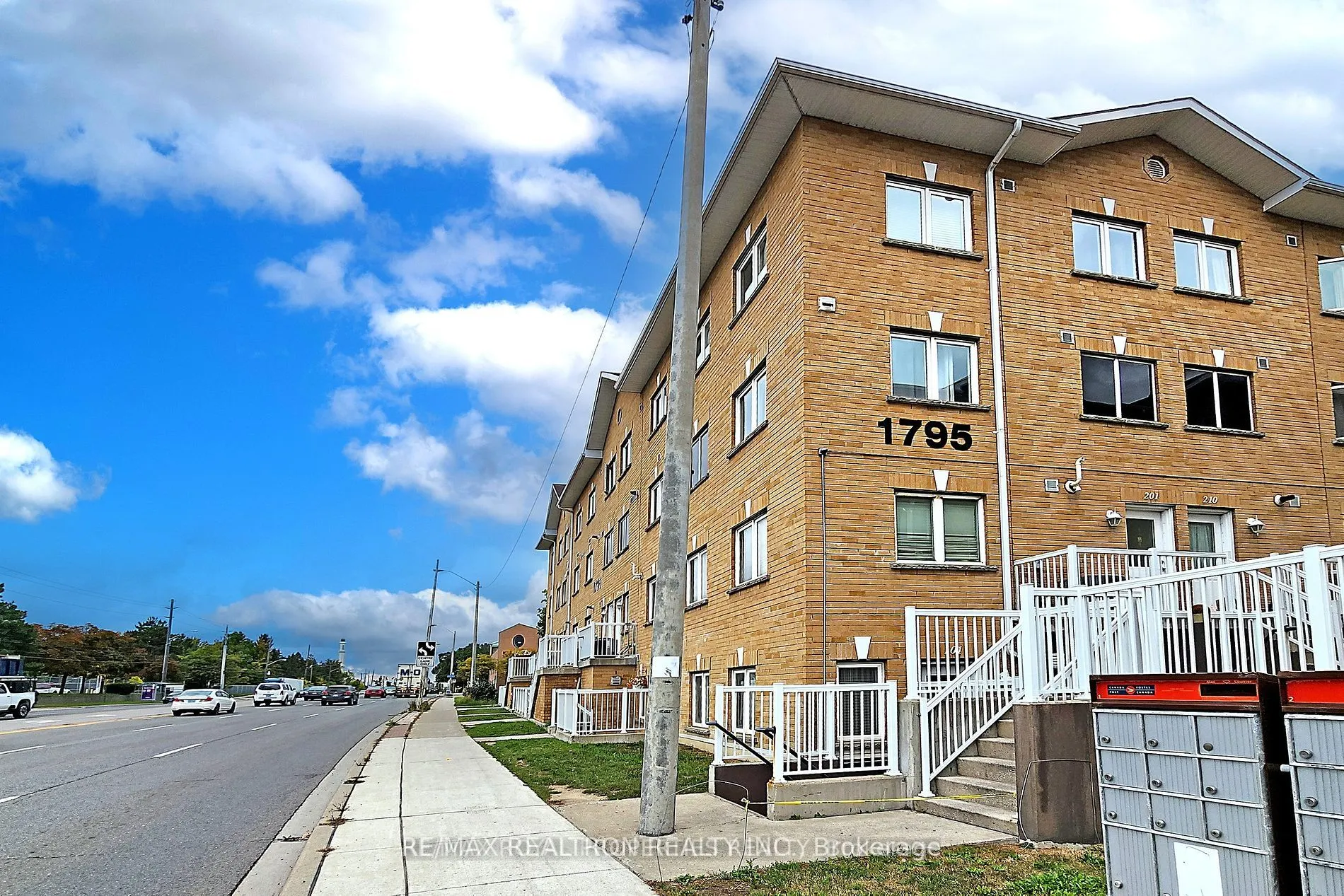 1795 Markham Road, #106