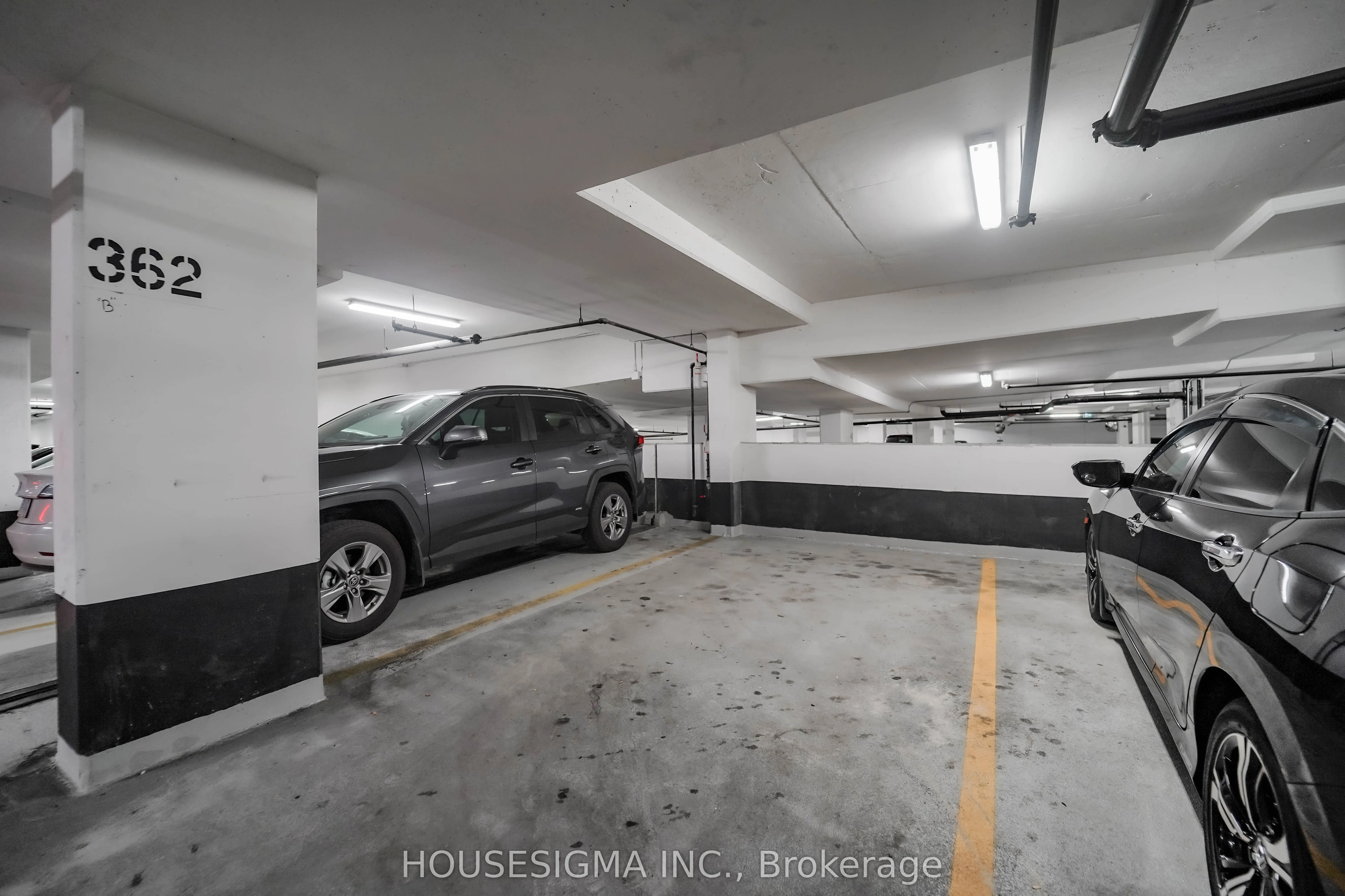 20 Meadowglen Place, #226