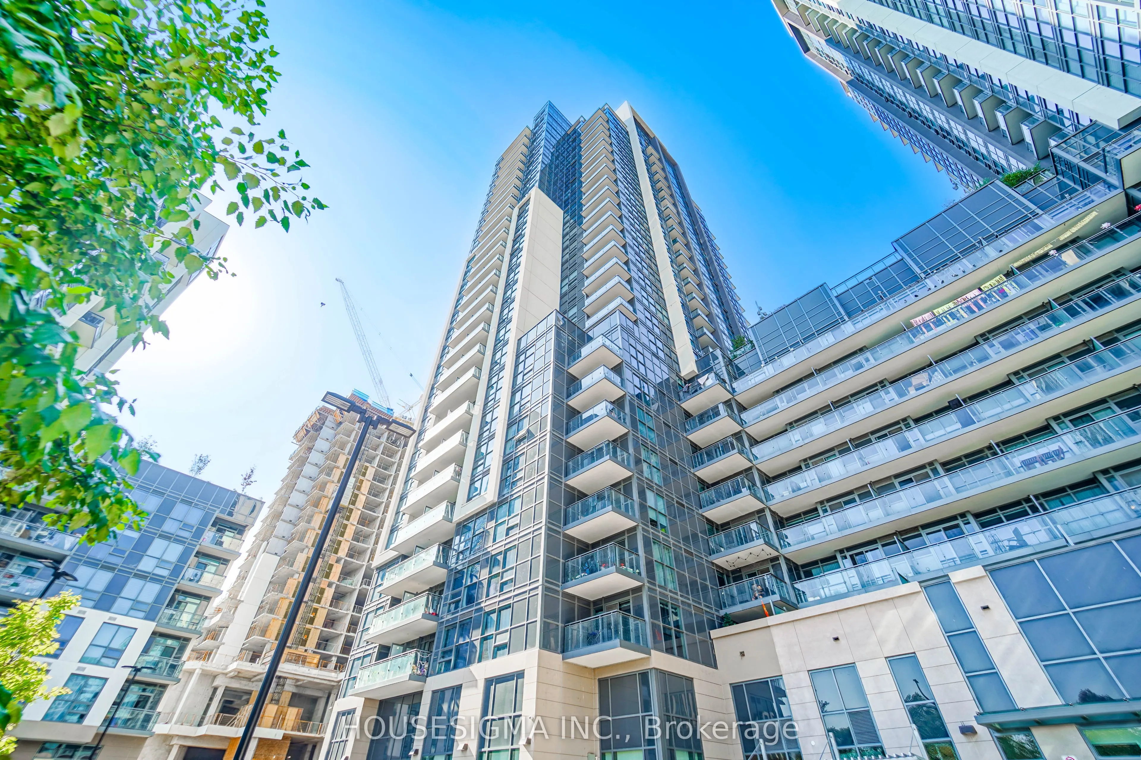 20 Meadowglen Place, #226