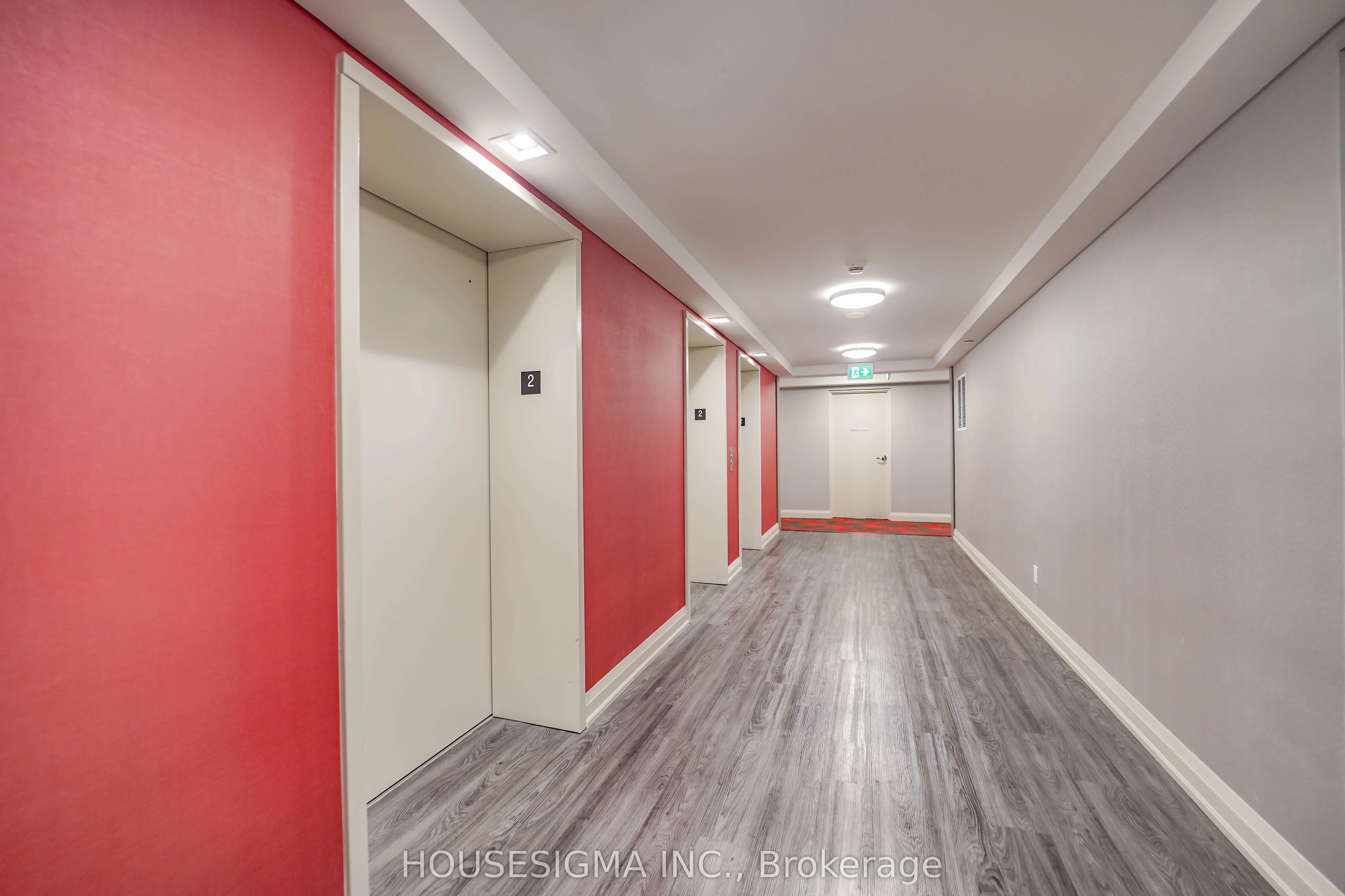 20 Meadowglen Place, #226