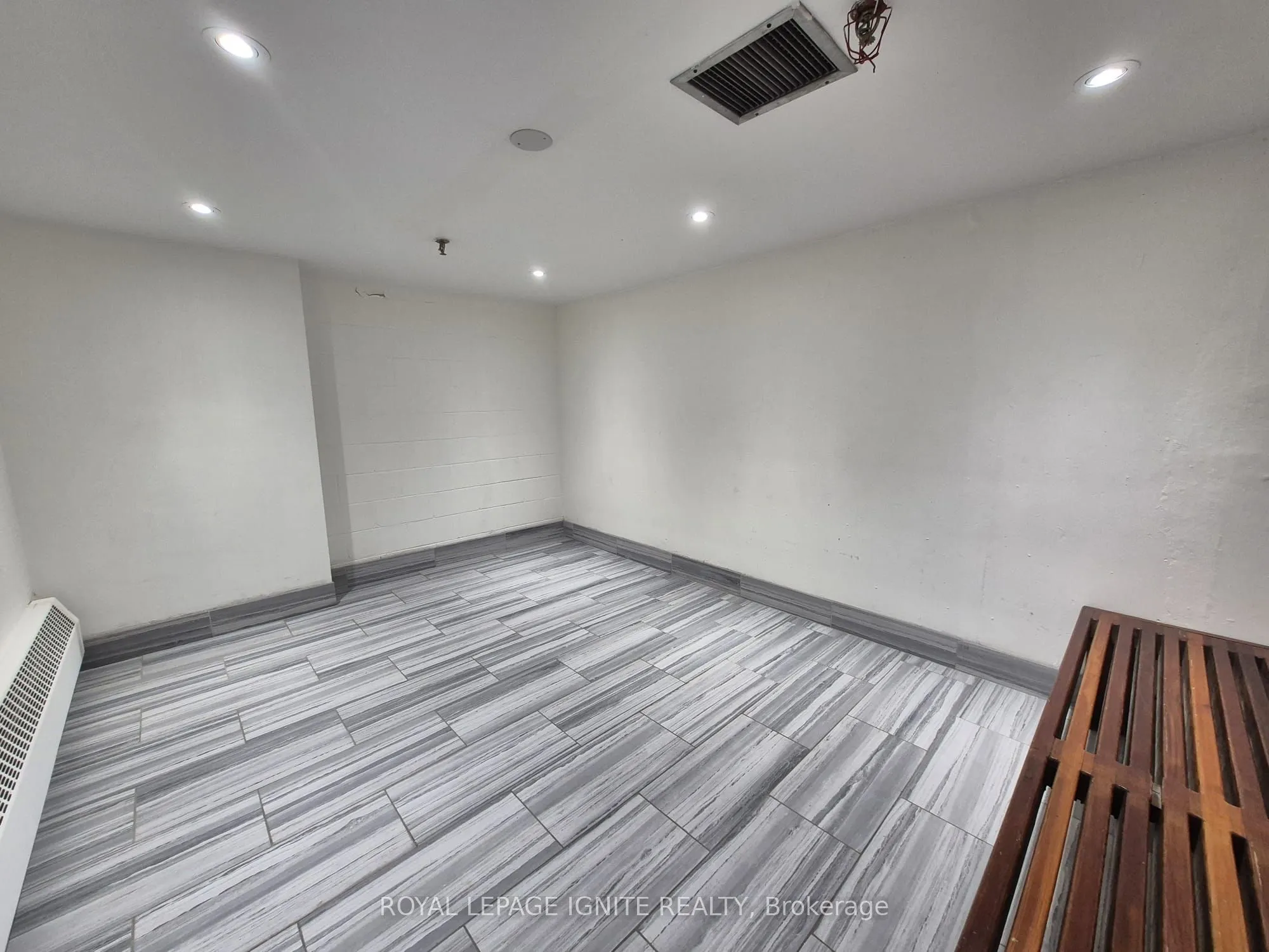 99 Blackwell Avenue, #308