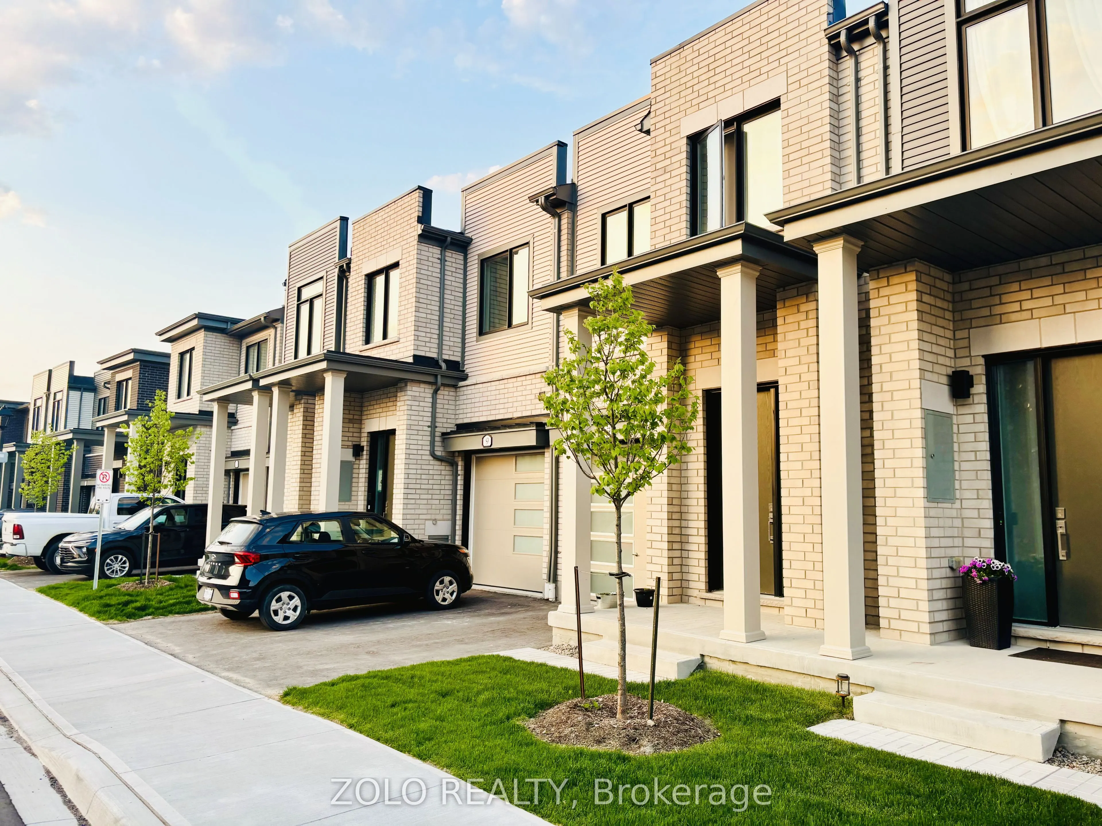 7 Sorbara Way