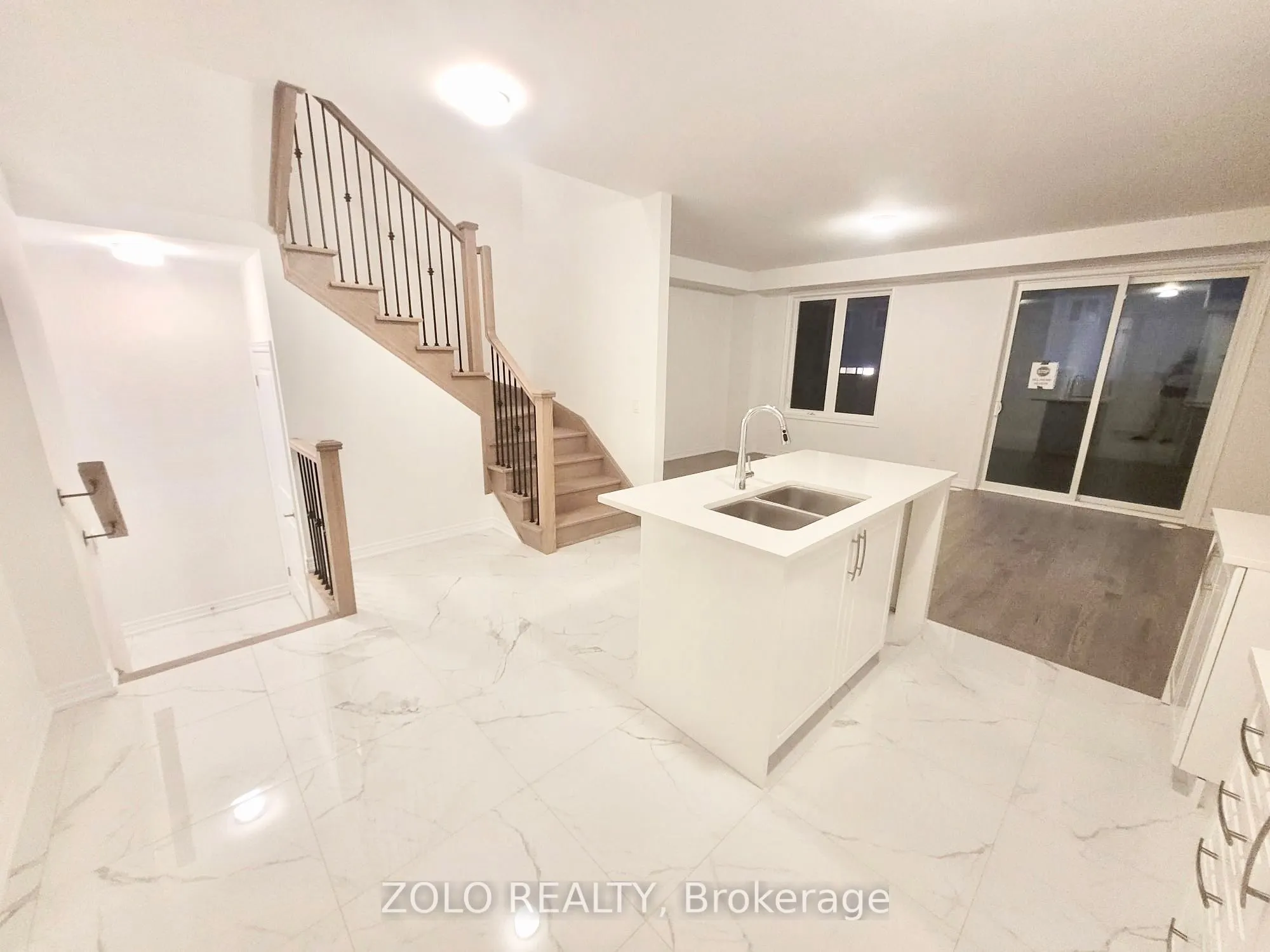 7 Sorbara Way
