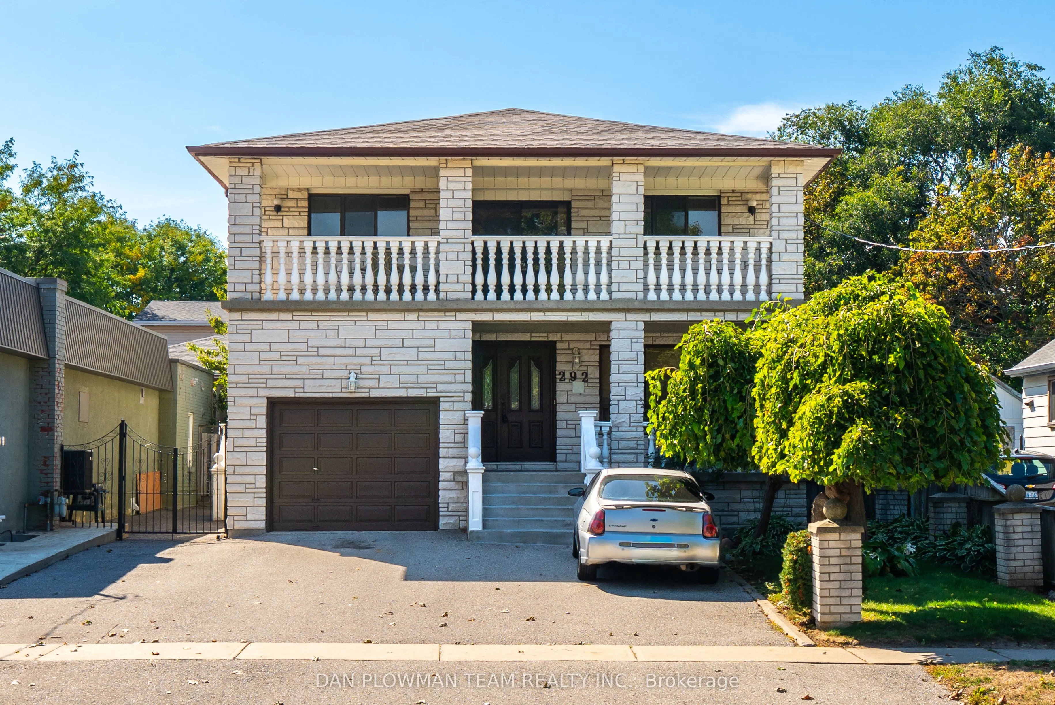 292 Gibbons Street