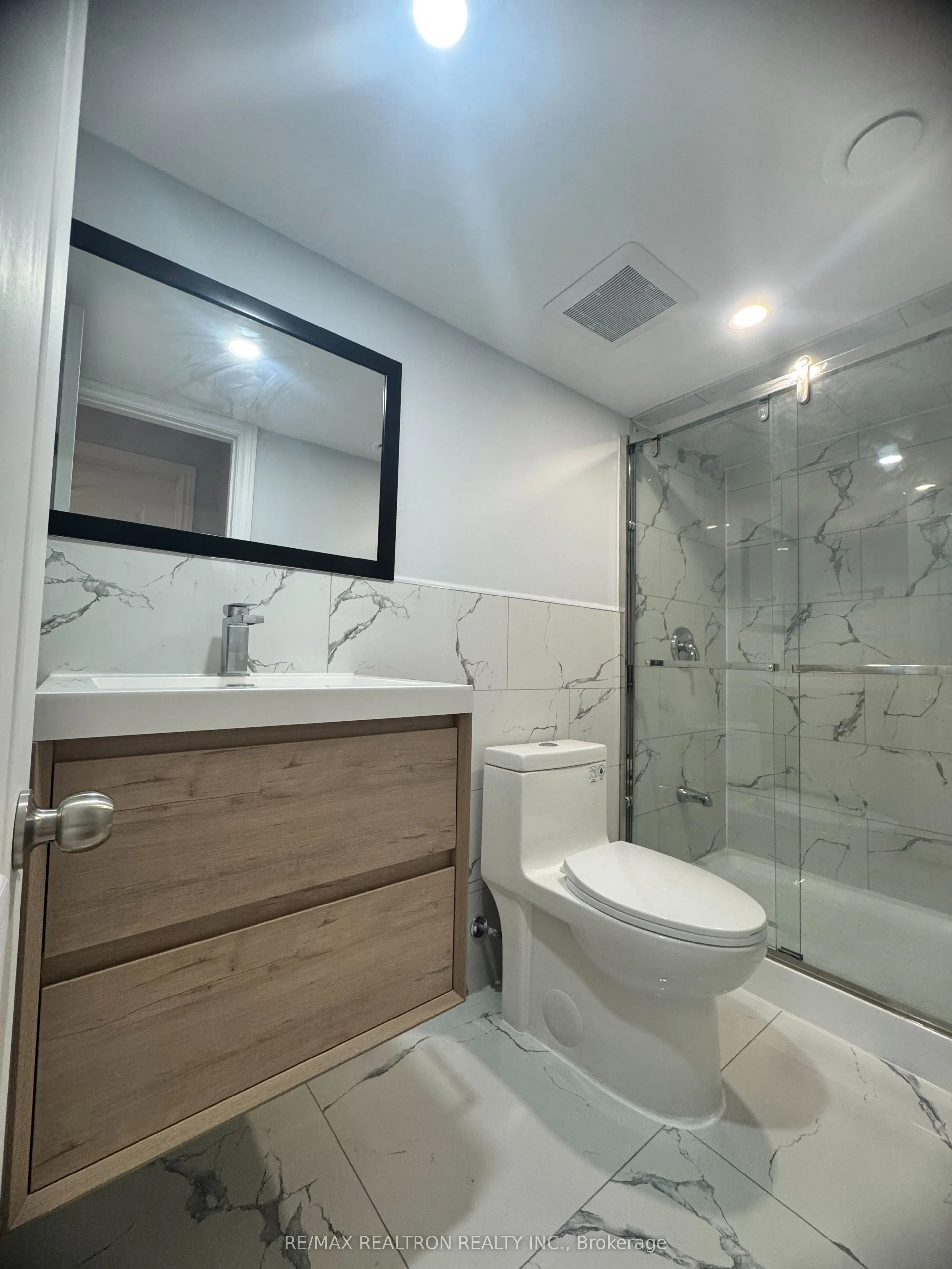 32 Whitlock Crescent