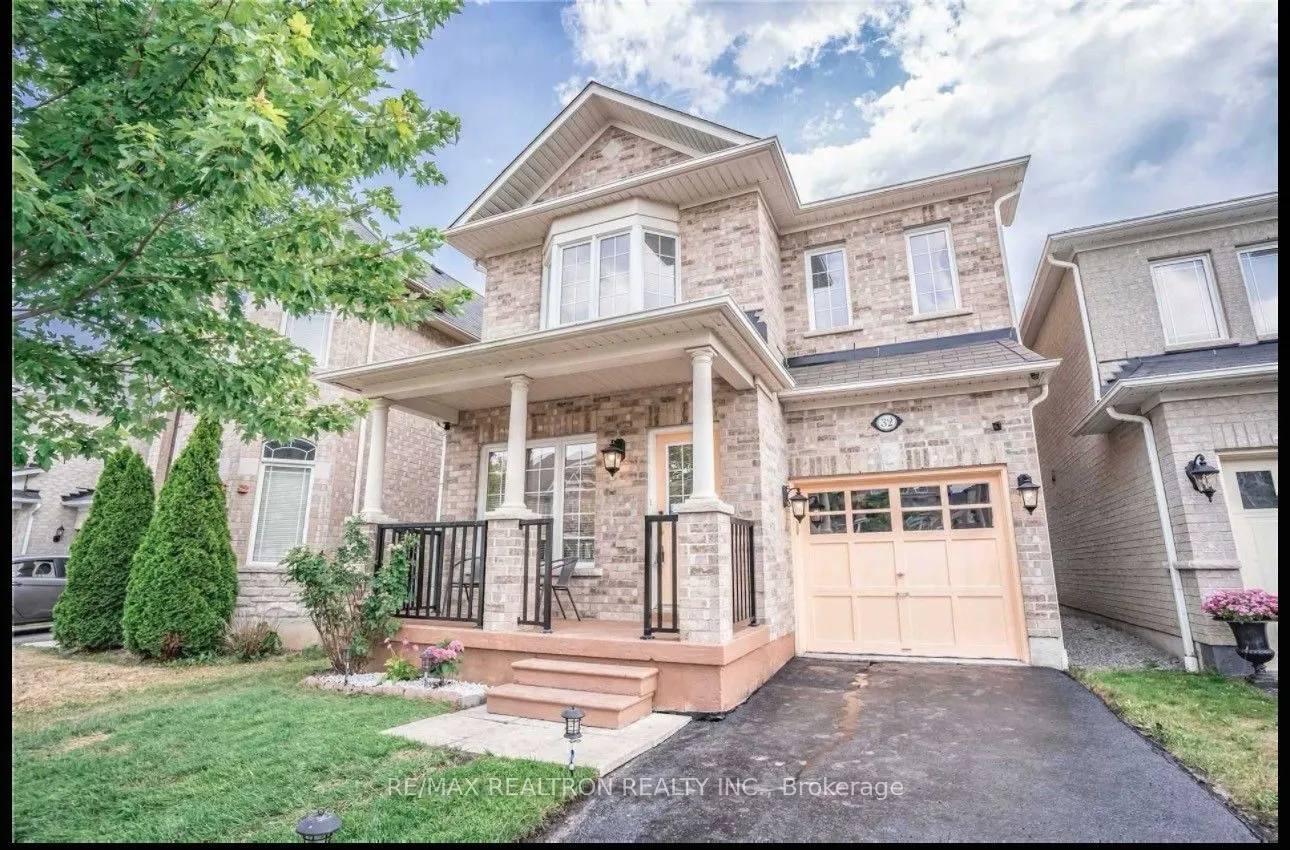 32 Whitlock Crescent