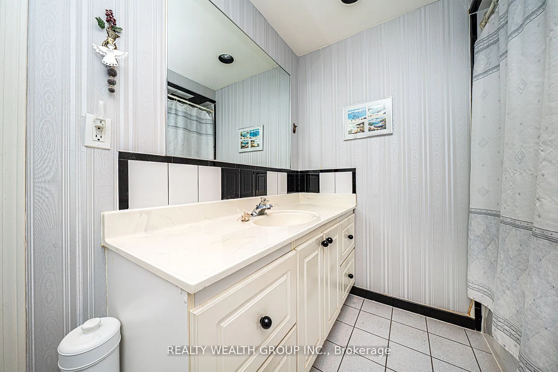 1280 Bridletowne Circle, #113