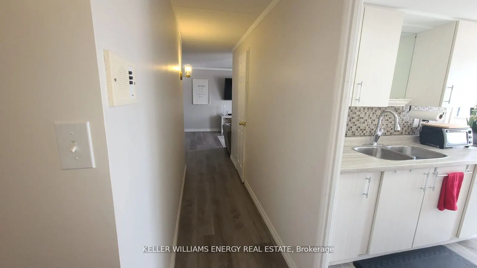 43 Taunton Road E, #48