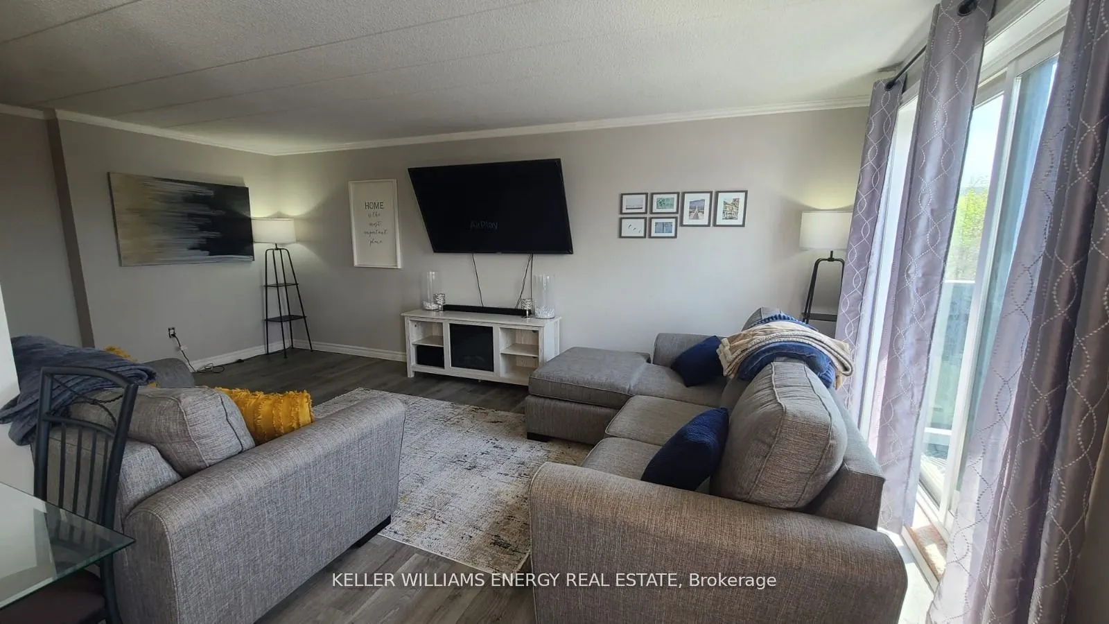 43 Taunton Road E, #48