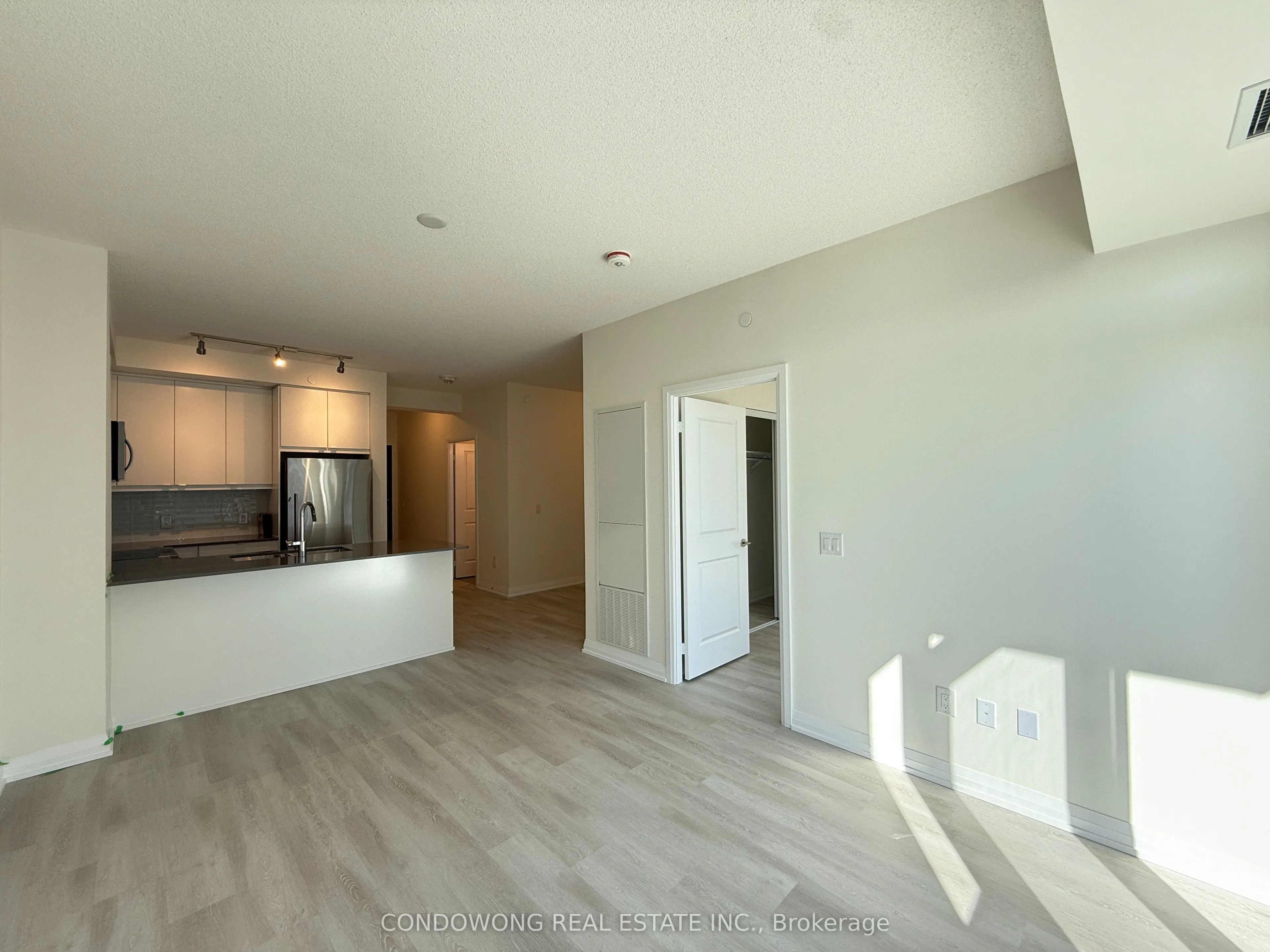 3270 Sheppard Avenue, #823