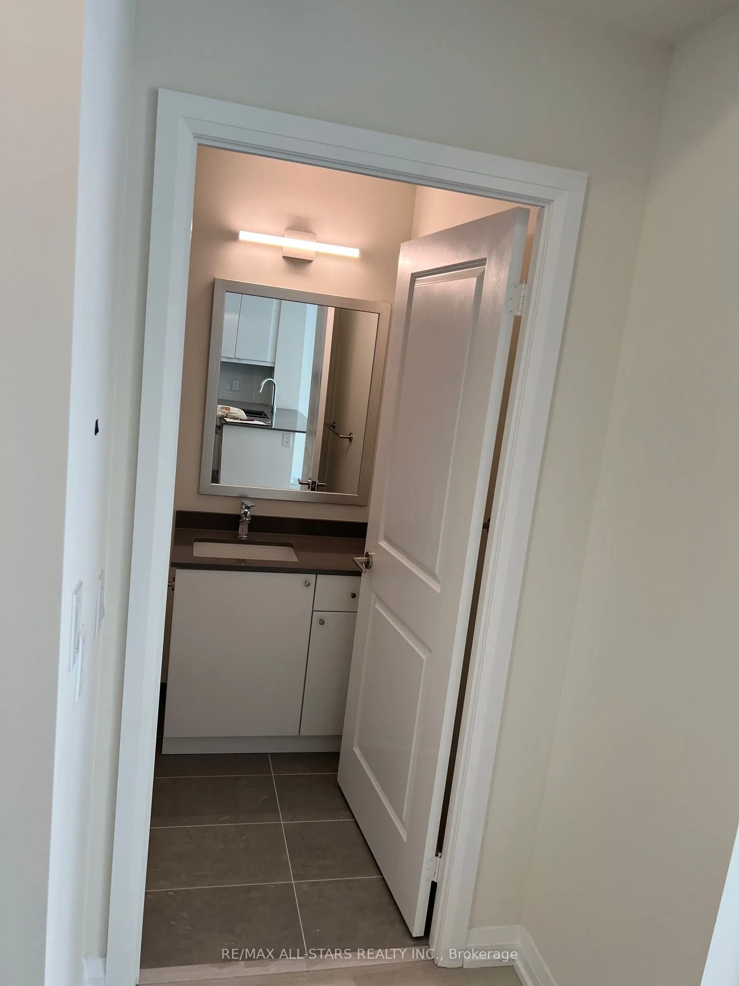 3270 Sheppard Avenue E, #324
