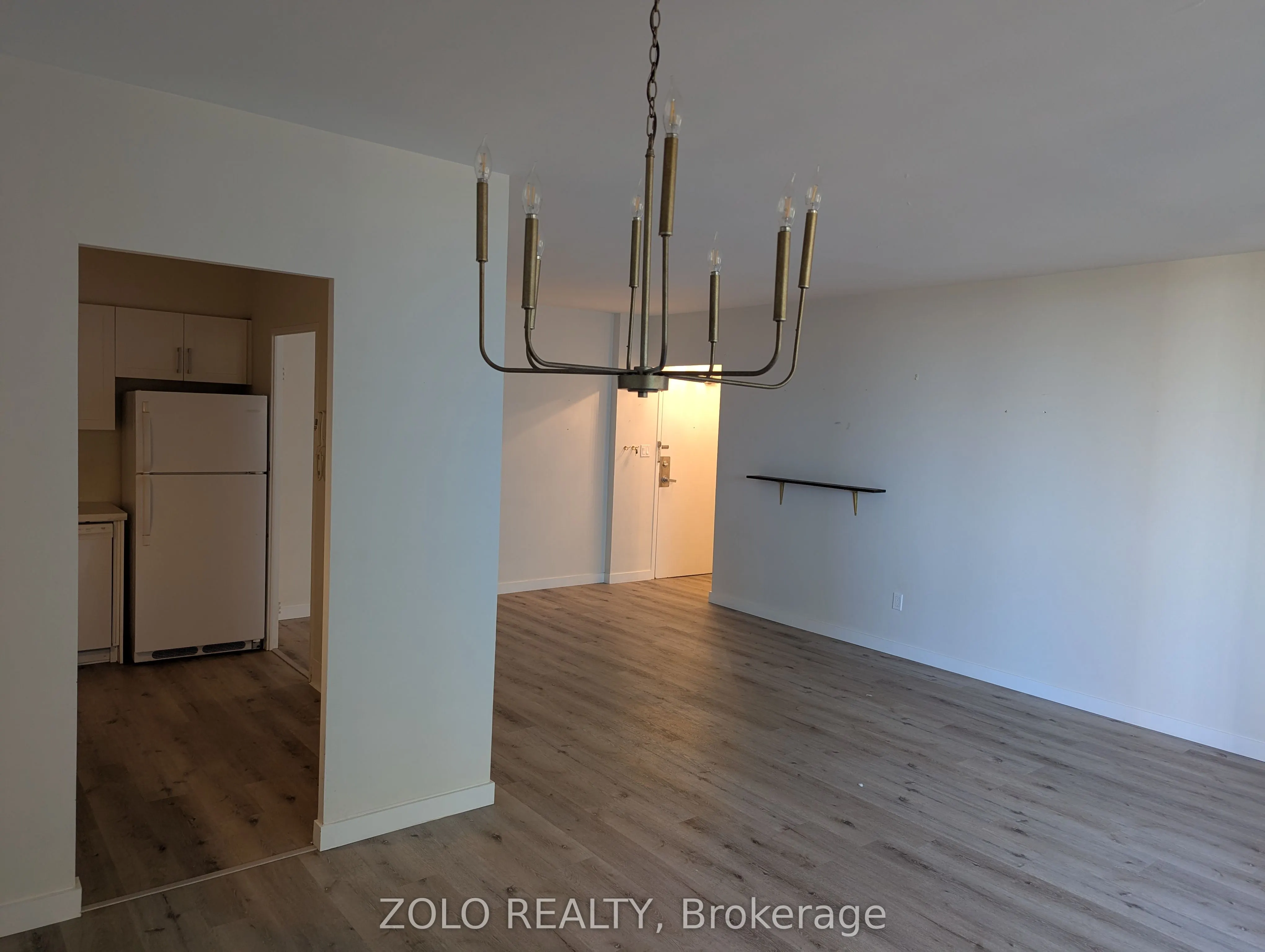 5 Massey Square, #1801