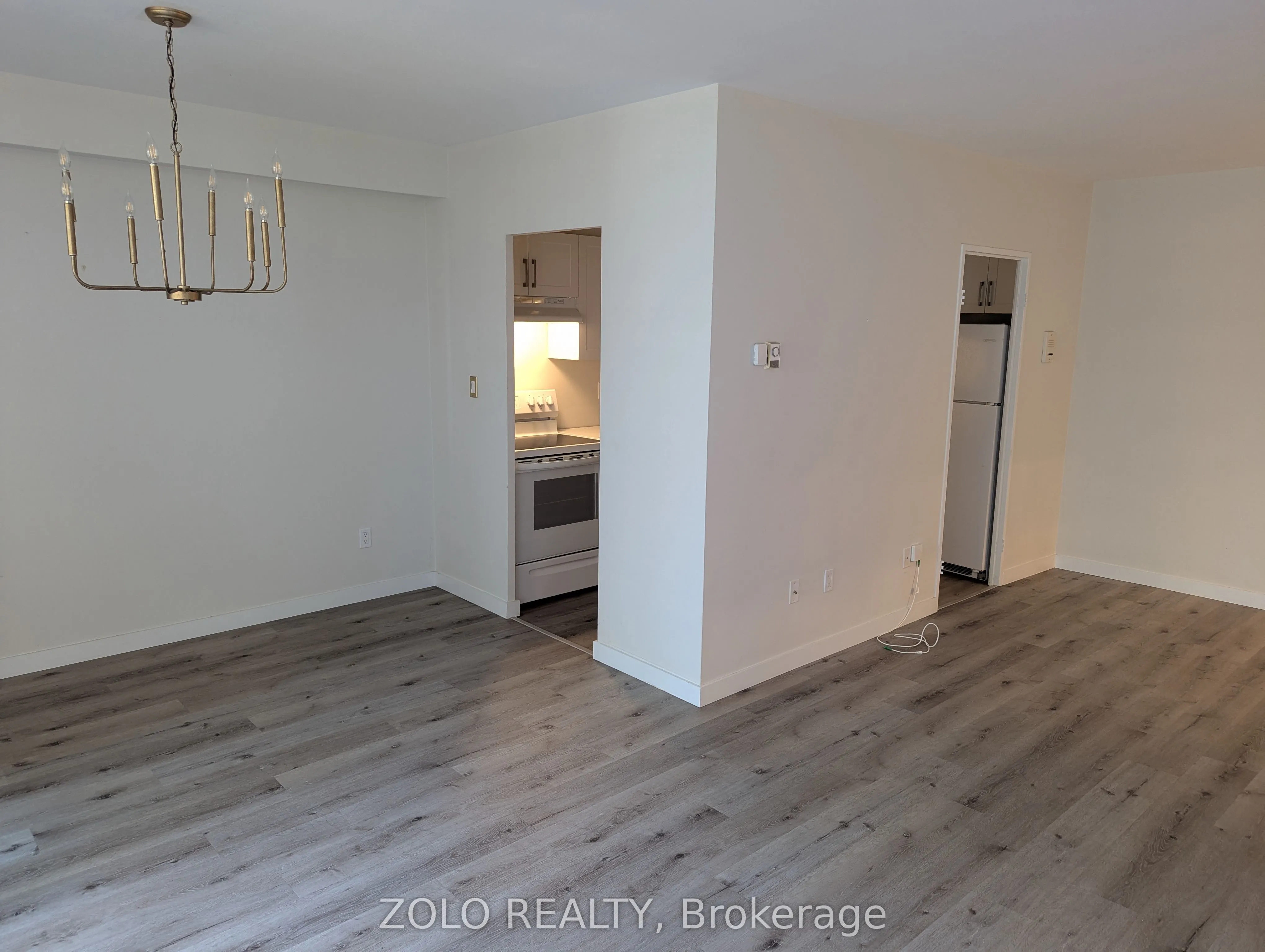5 Massey Square, #1801
