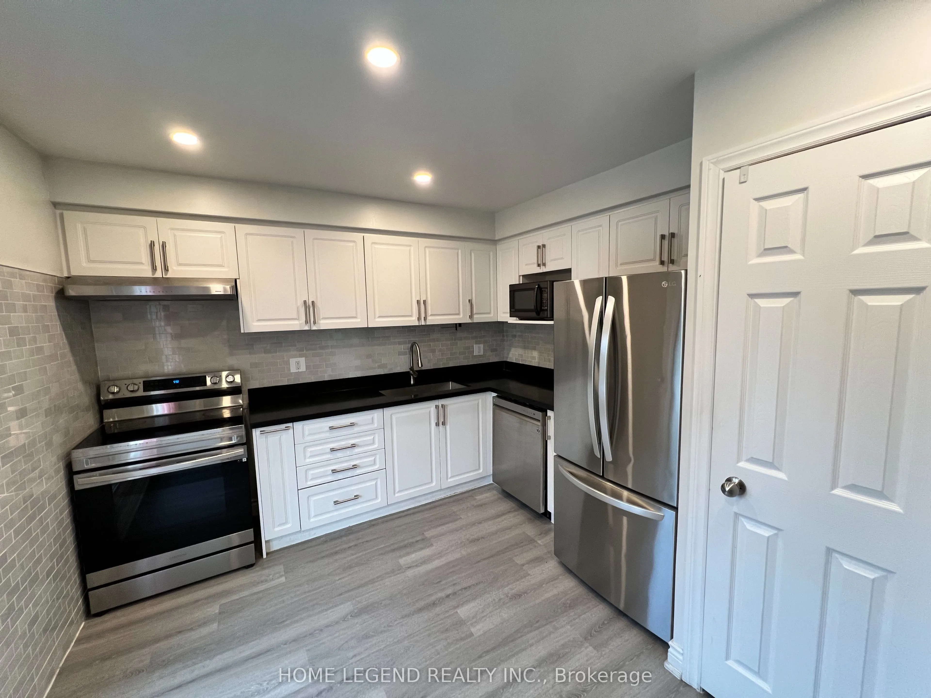 100 Burrows Hall Boulevard, #38