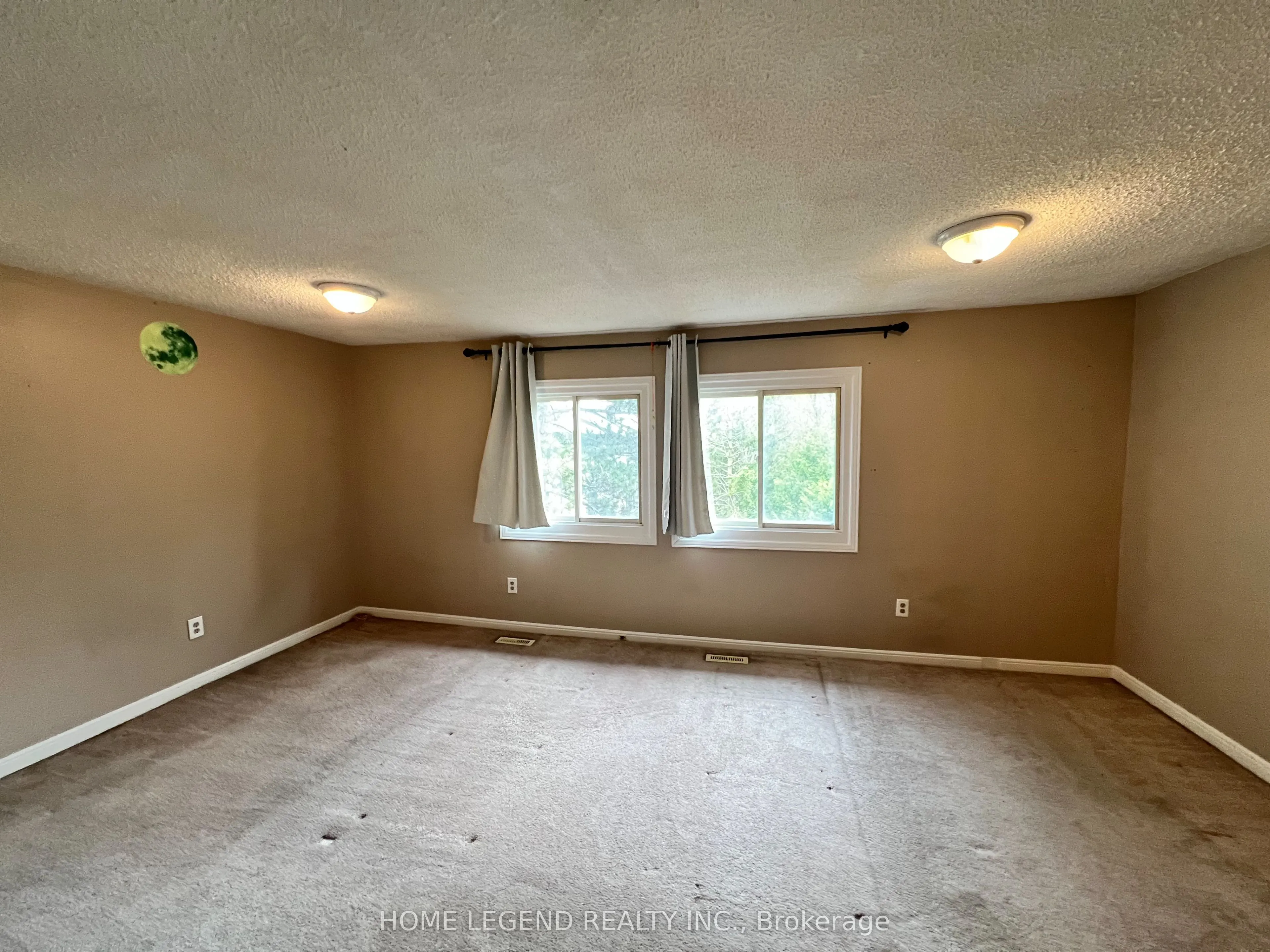 100 Burrows Hall Boulevard, #38