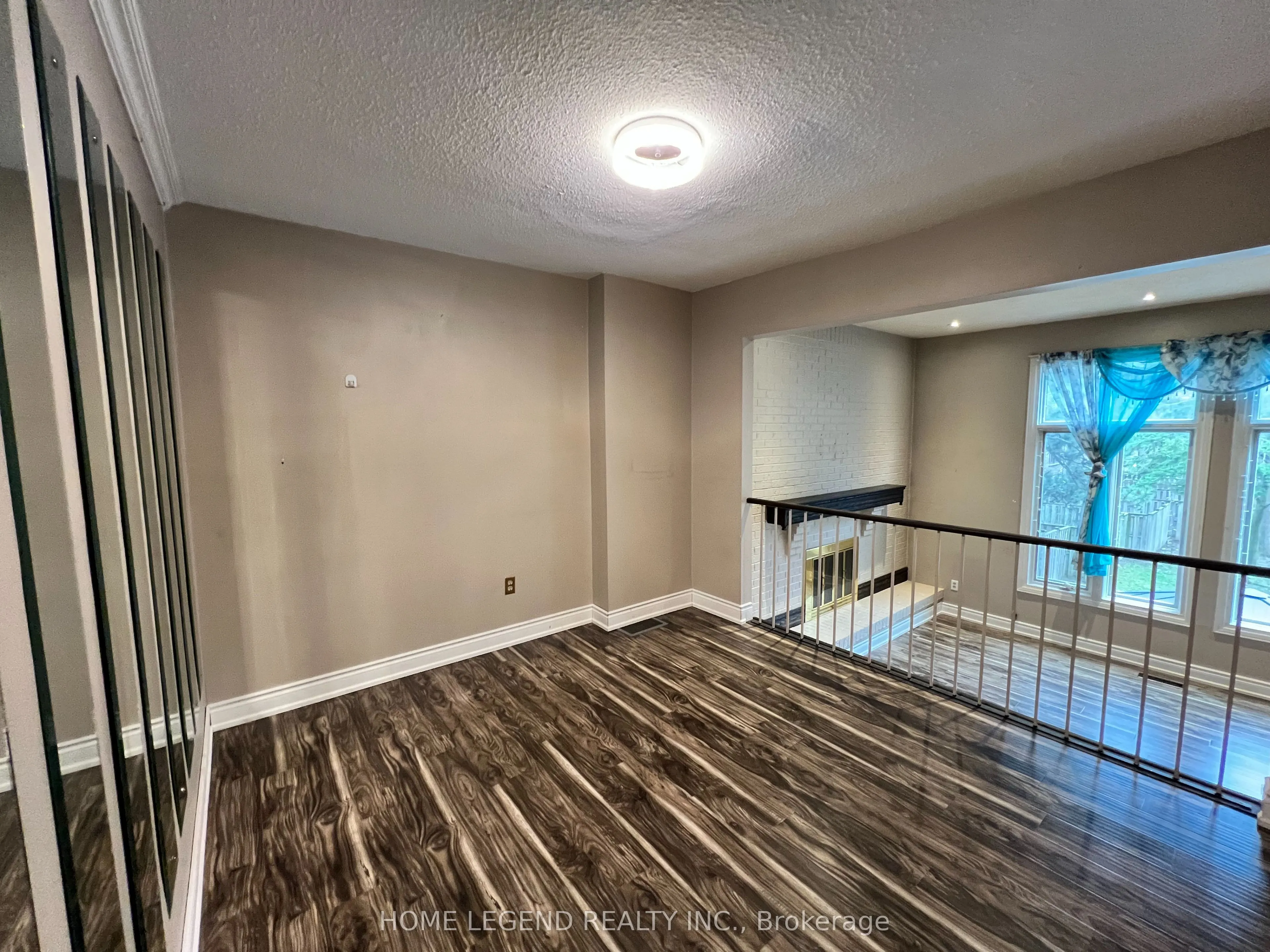 100 Burrows Hall Boulevard, #38