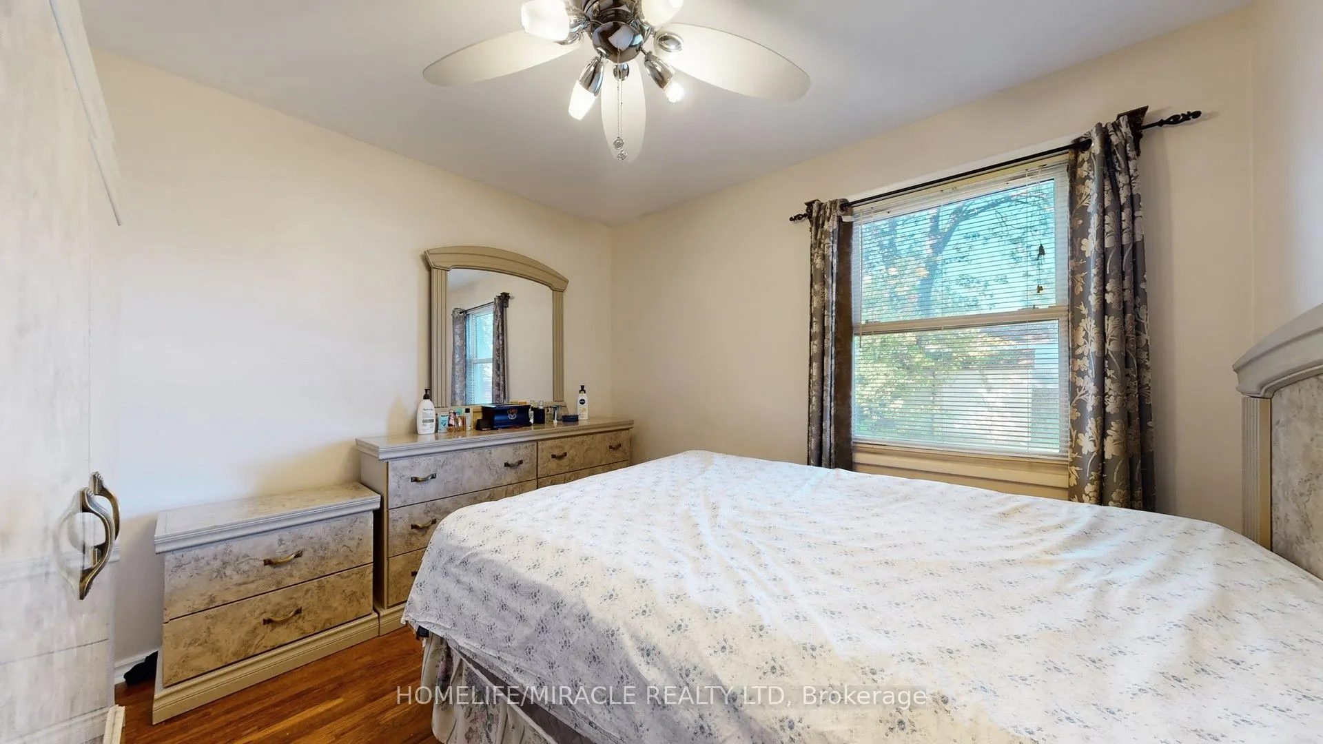 48 Frey Crescent